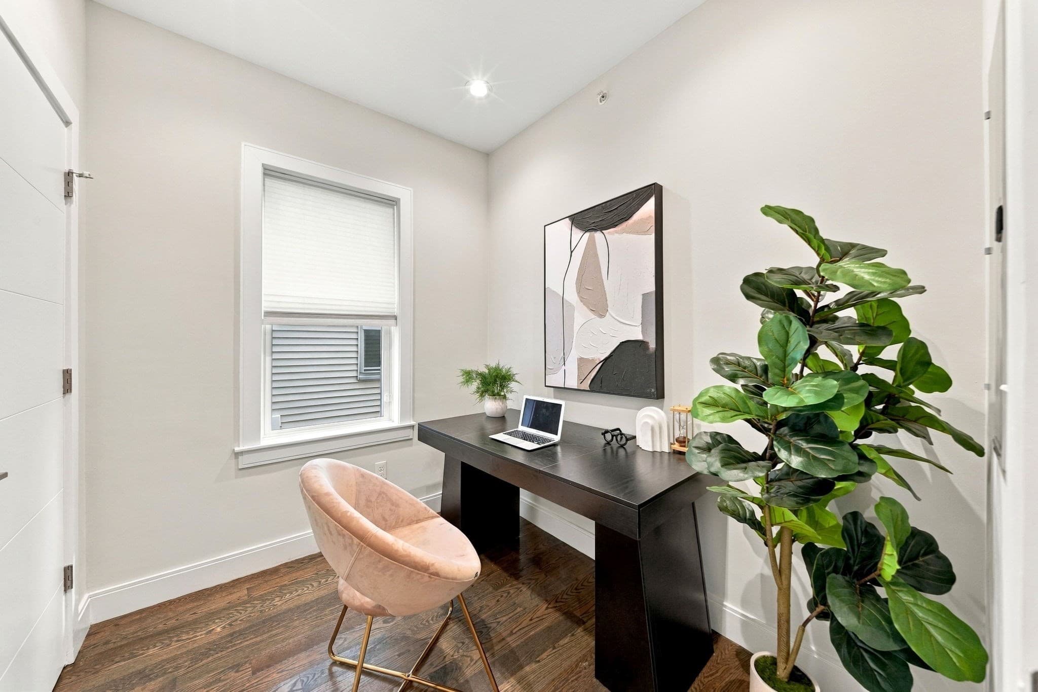 Condominium at 9 Lithgow St # 1, Boston MA 02124, Boston, photo 22 of 34