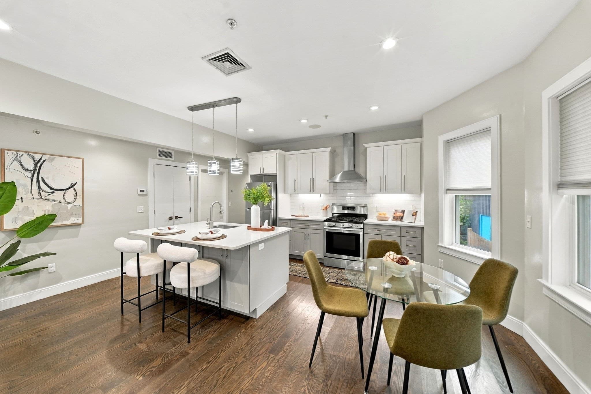 Condominium at 9 Lithgow St # 1, Boston MA 02124, Boston, photo 3 of 34