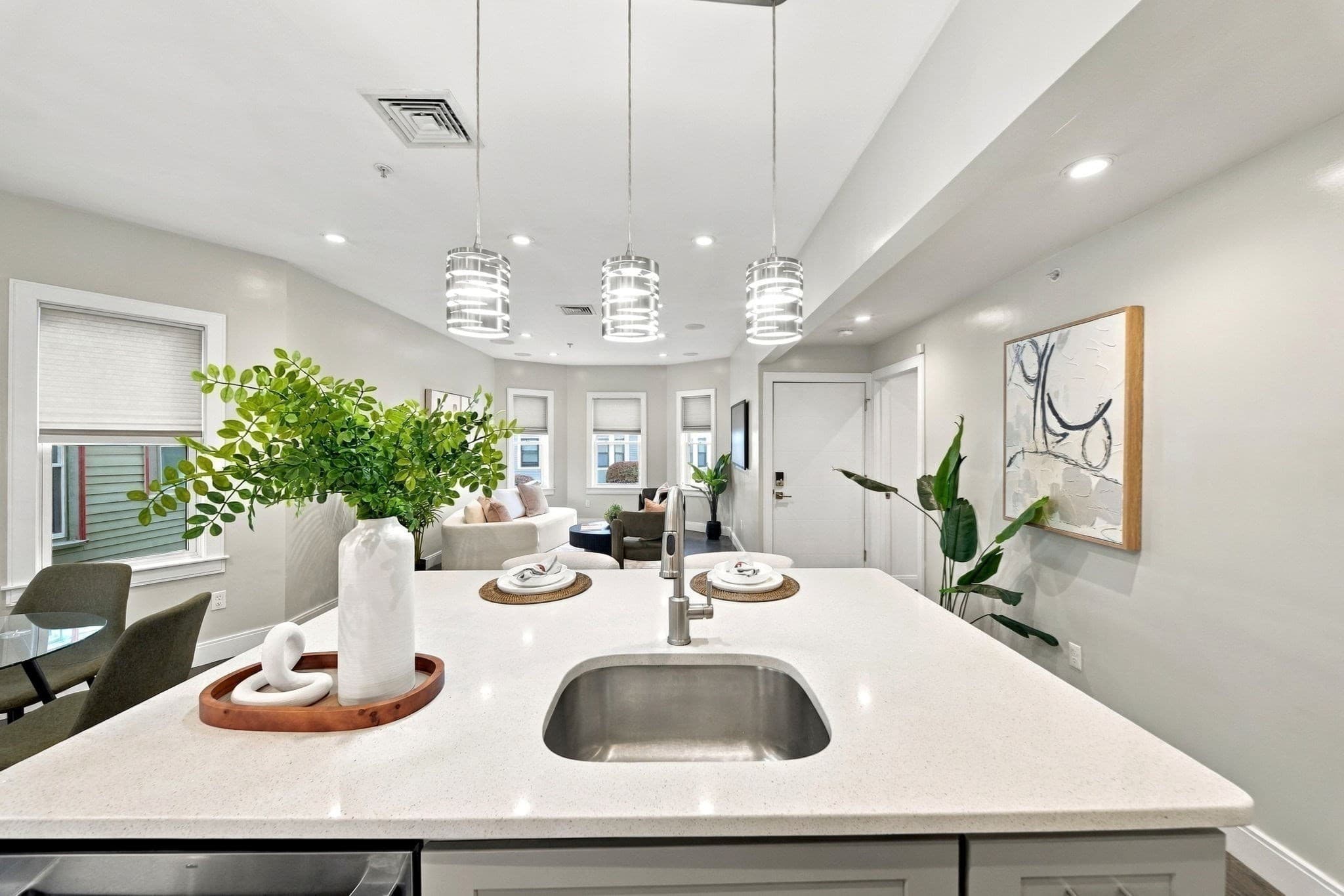 Condominium at 9 Lithgow St # 1, Boston MA 02124, Boston, photo 9 of 34