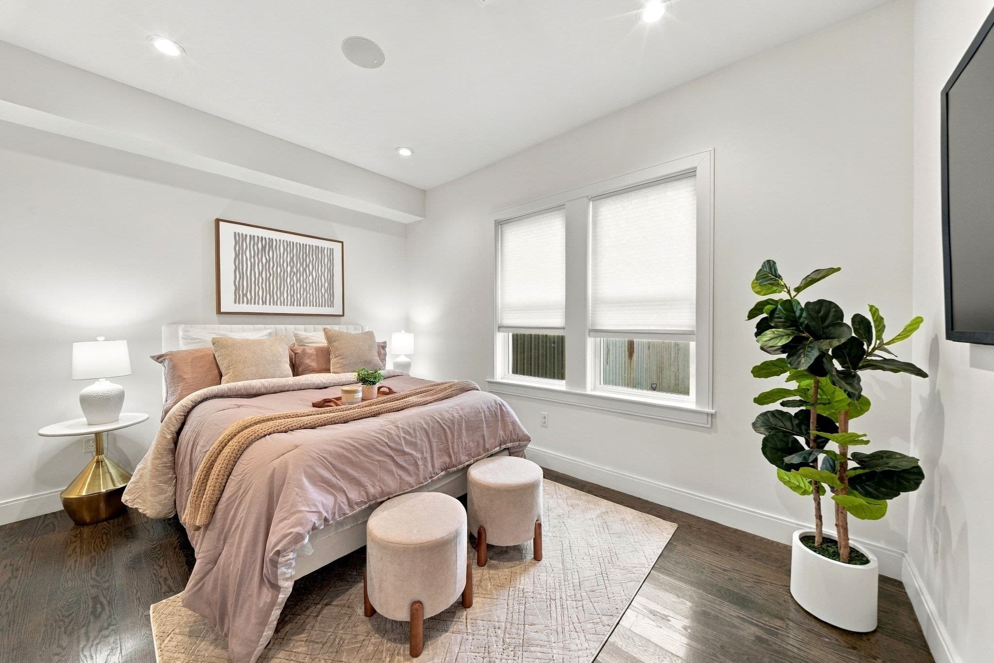 Condominium at 9 Lithgow St # 1, Boston MA 02124, Boston, photo 15 of 34