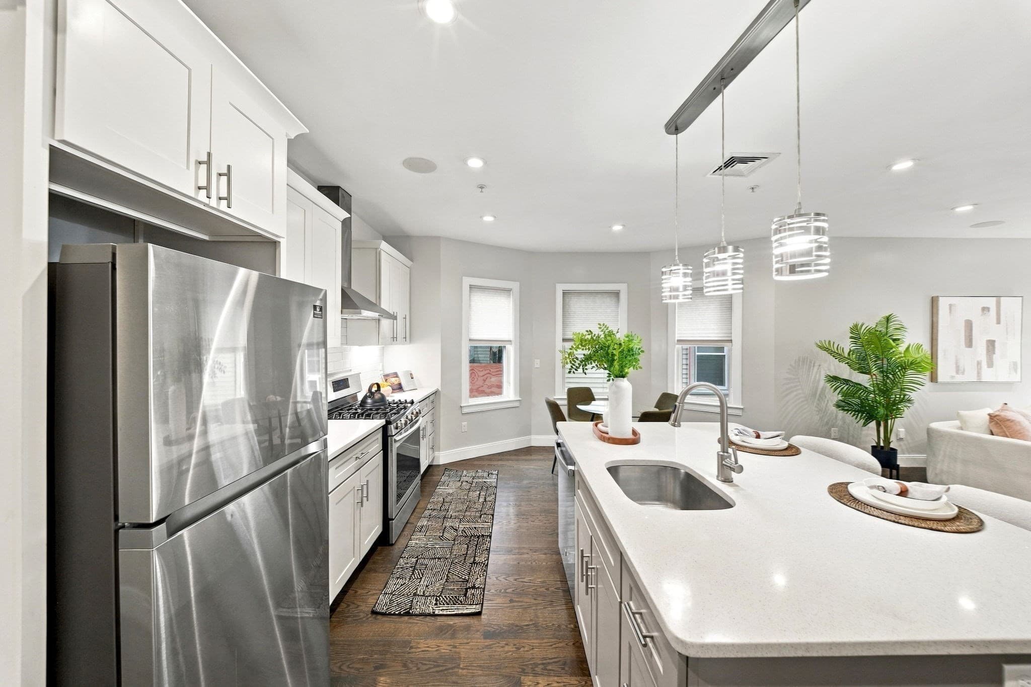 Condominium at 9 Lithgow St # 1, Boston MA 02124, Boston, photo 4 of 34