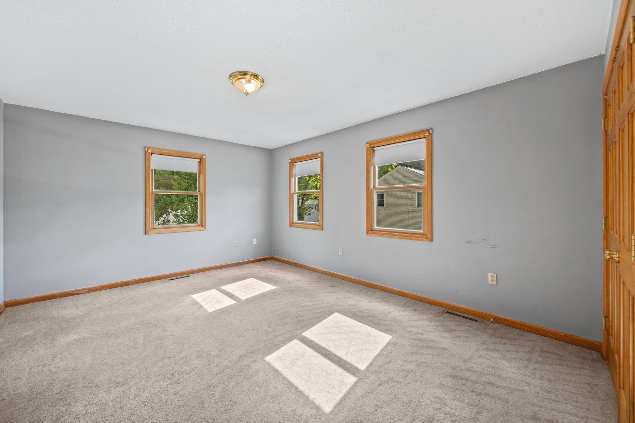 Single Family Residence at 35 Lemnos Ln, Springfield MA 01119, Springfield, photo 17 of 29
