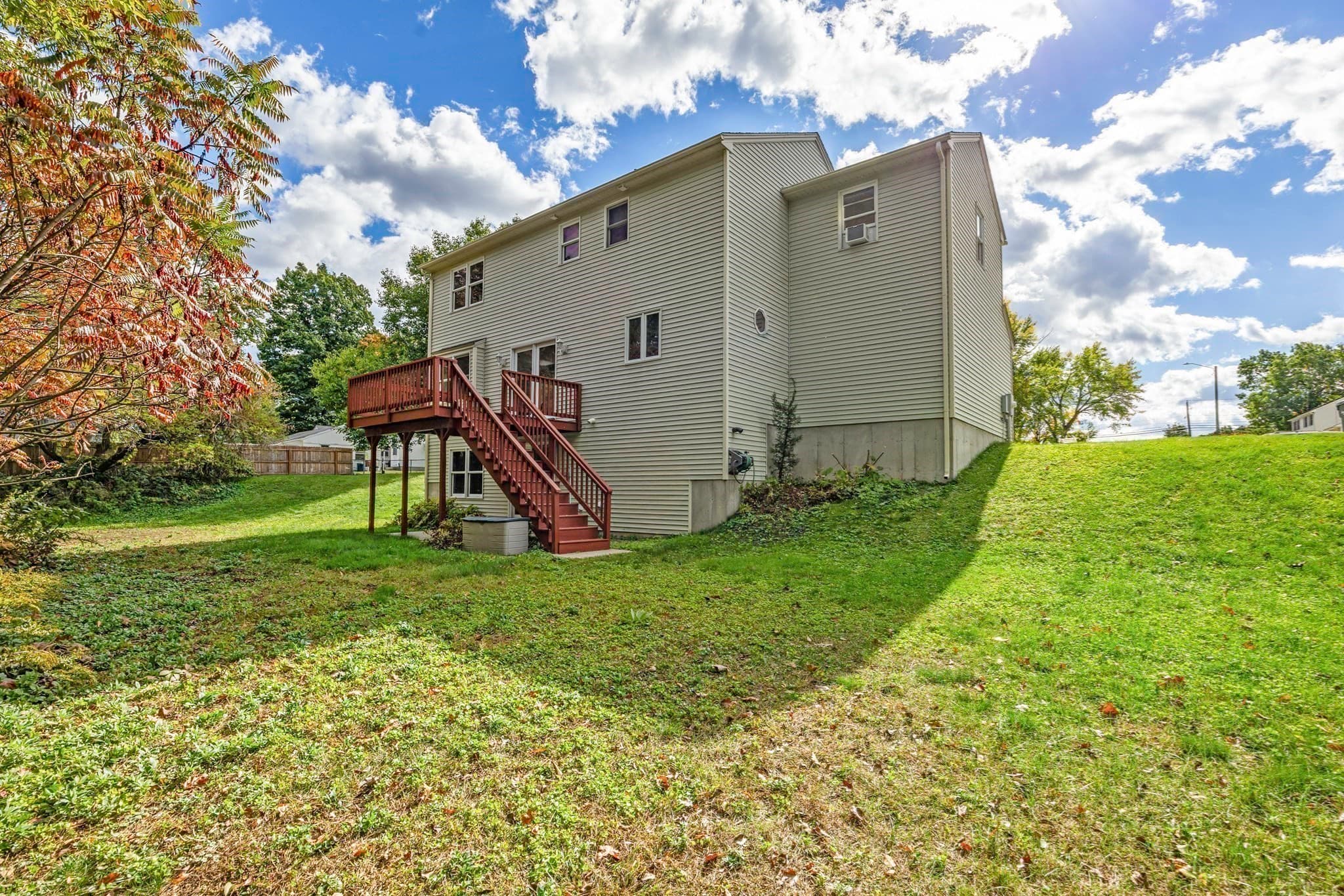 Single Family Residence at 35 Lemnos Ln, Springfield MA 01119, Springfield, photo 4 of 29