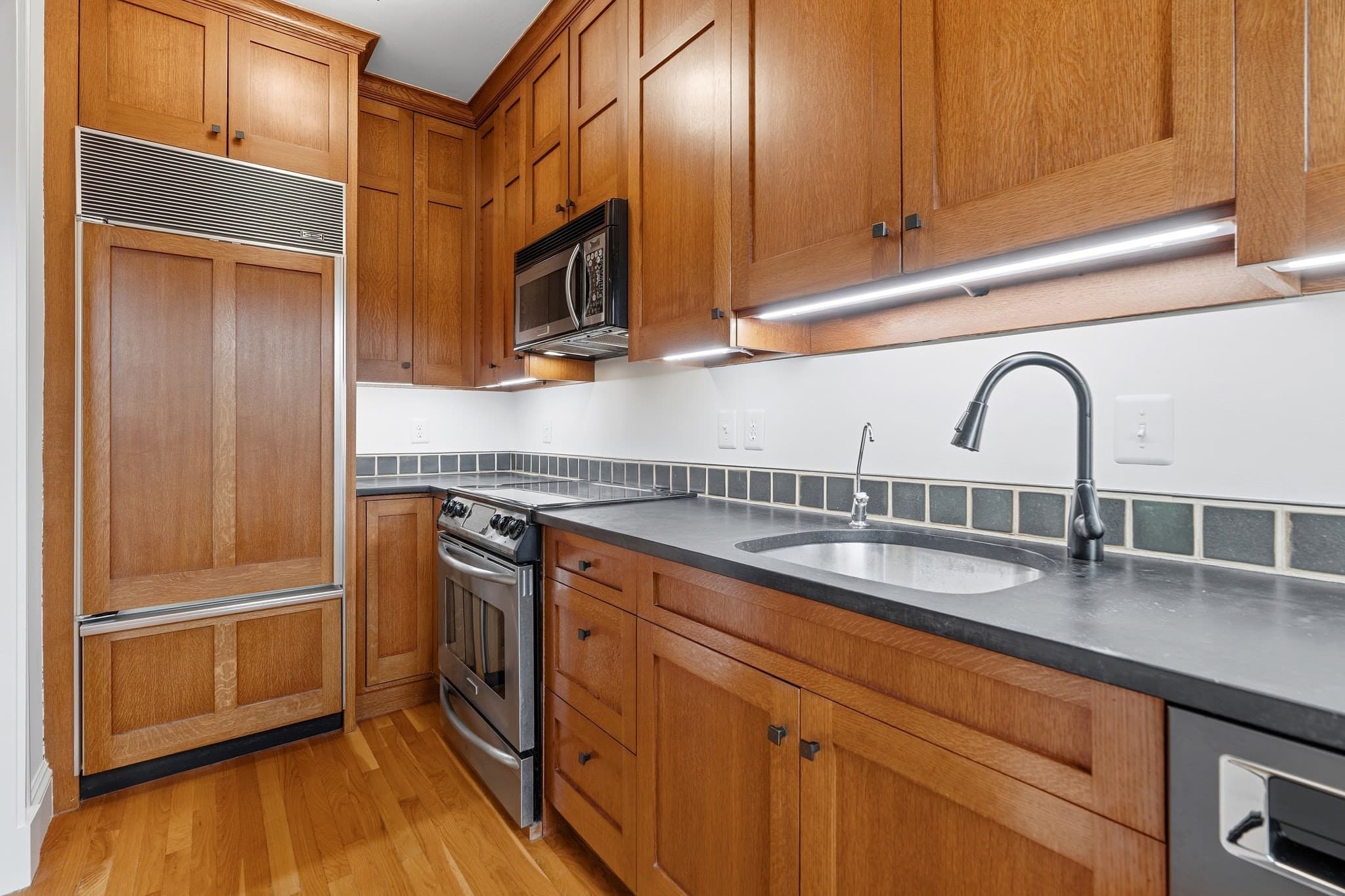 Condominium at 202 W Springfield St # 5, Boston MA 02118, Boston, photo 5 of 18