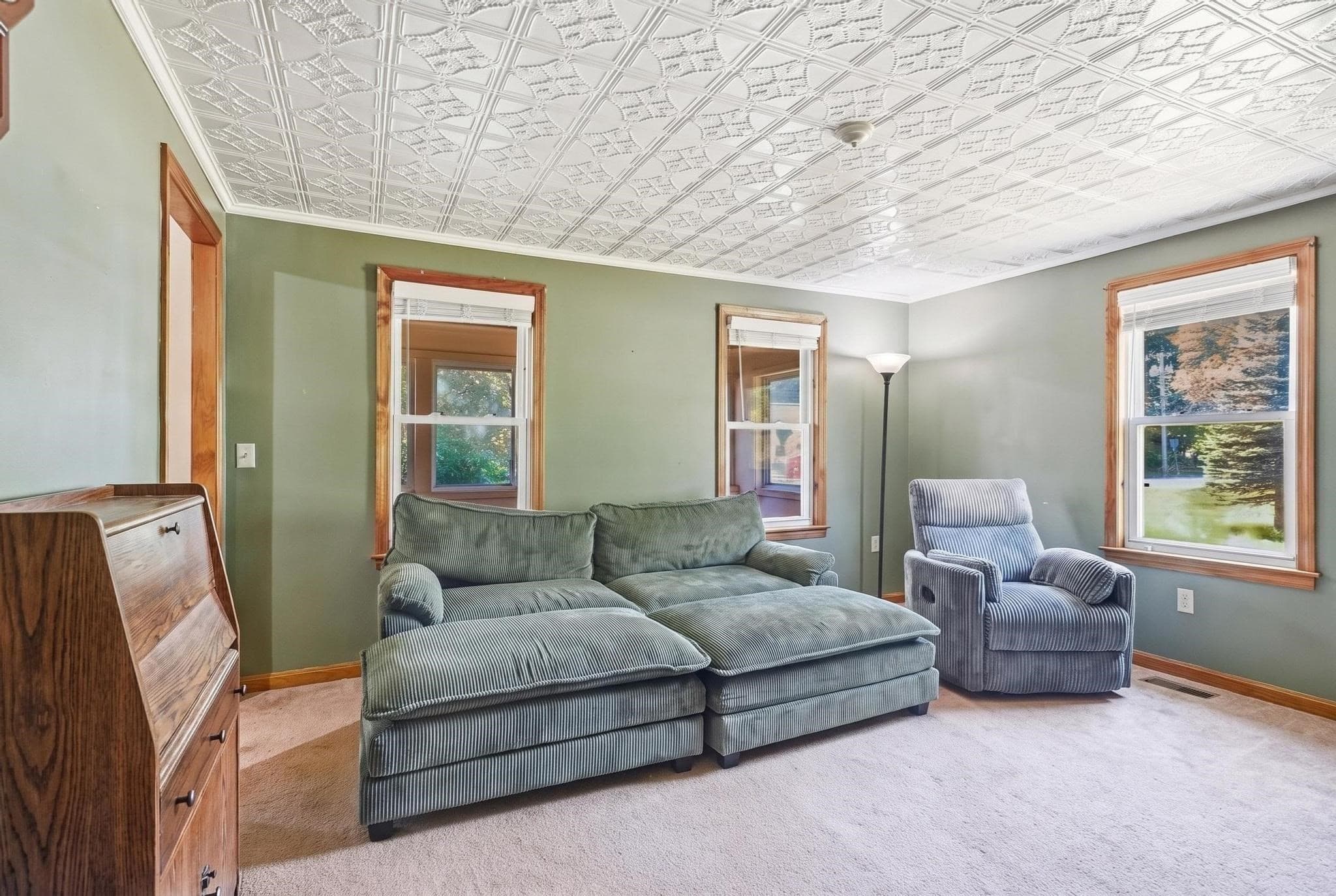 Single Family Residence at 319 Main St, Townsend MA 01469, Townsend, photo 11 of 34