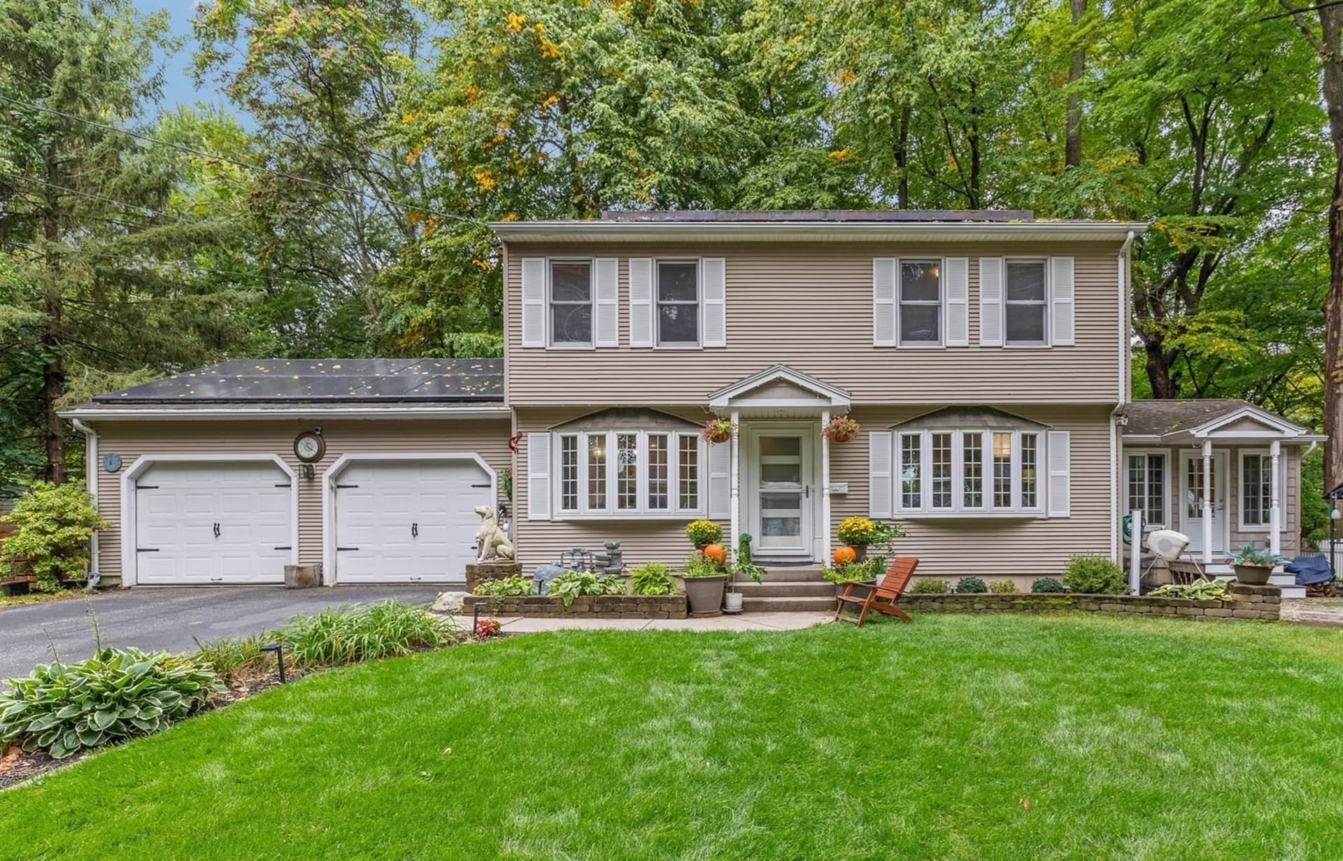 14 Fairview Street, Longmeadow MA 01106