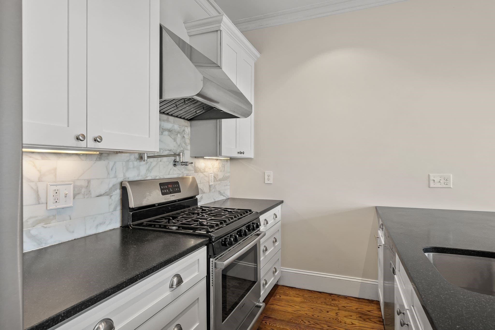Condominium at 374-378 W Broadway # 3, Boston MA 02127, Boston, photo 3 of 34