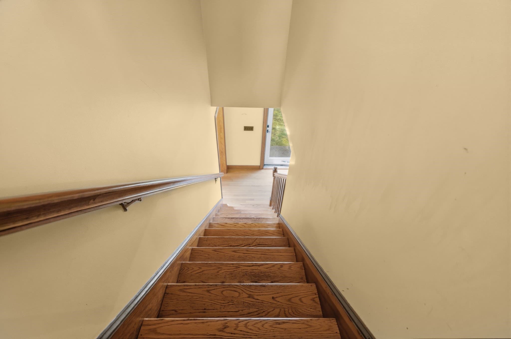 Single Family Residence at 86 Delmage Rd, Swansea MA 02777, Swansea, photo 30 of 41