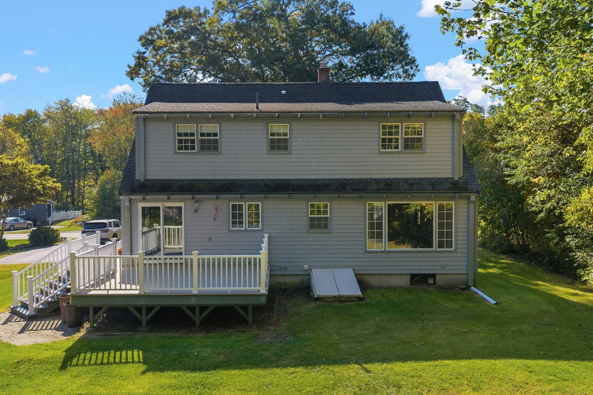 Single Family Residence at 86 Delmage Rd, Swansea MA 02777, Swansea, photo 4 of 41