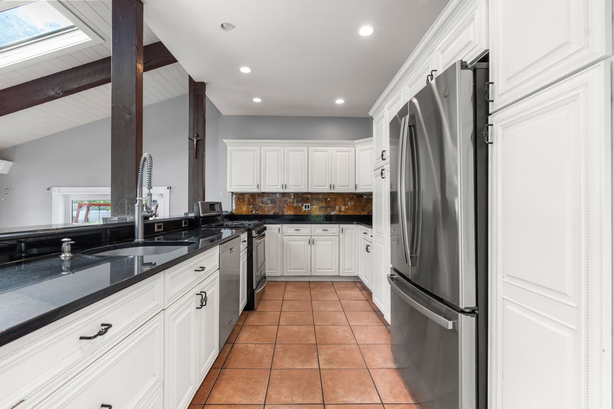 Single Family Residence at 82 Grove St, Quincy MA 02169, Quincy, photo 12 of 39