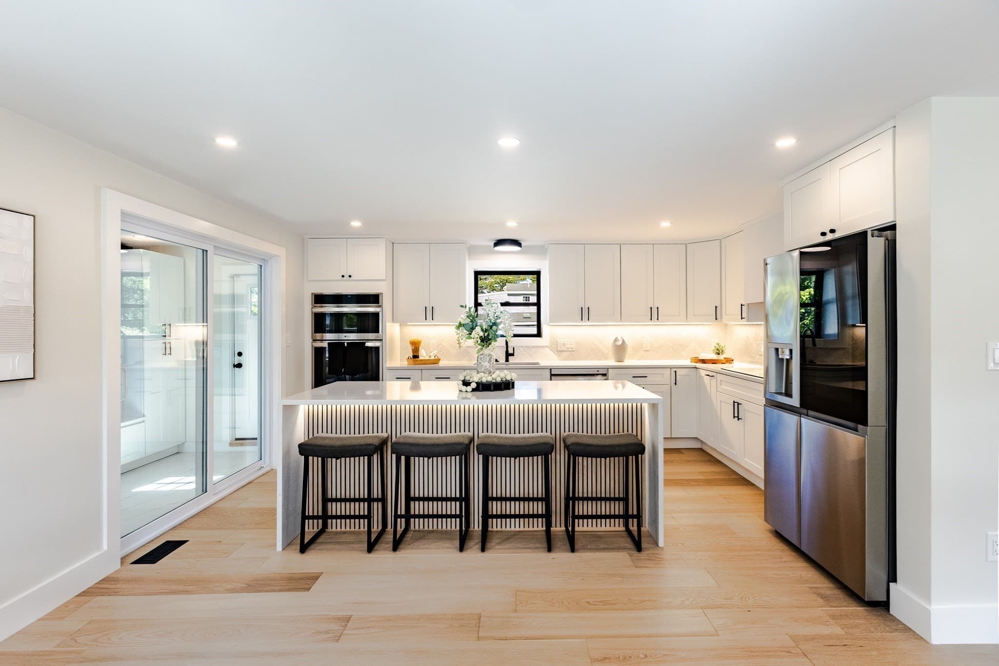 Single Family Residence at 45 Pinewood Ave, Billerica MA 01821, Billerica, photo 11 of 40