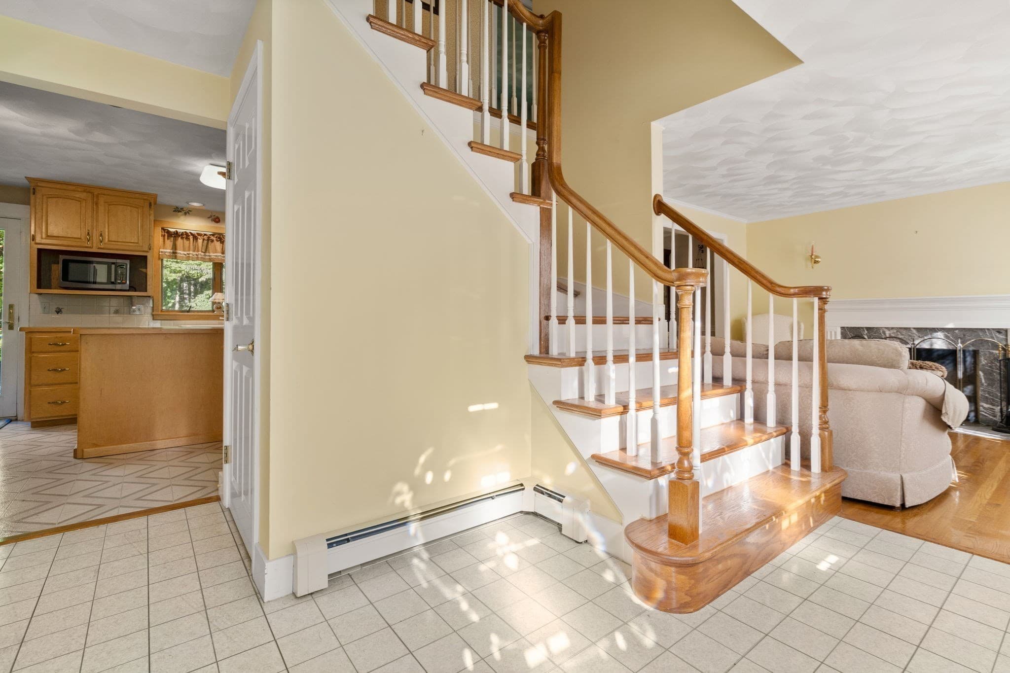 Single Family Residence at 70 Prospect St, Franklin MA 02038, Franklin, photo 13 of 33