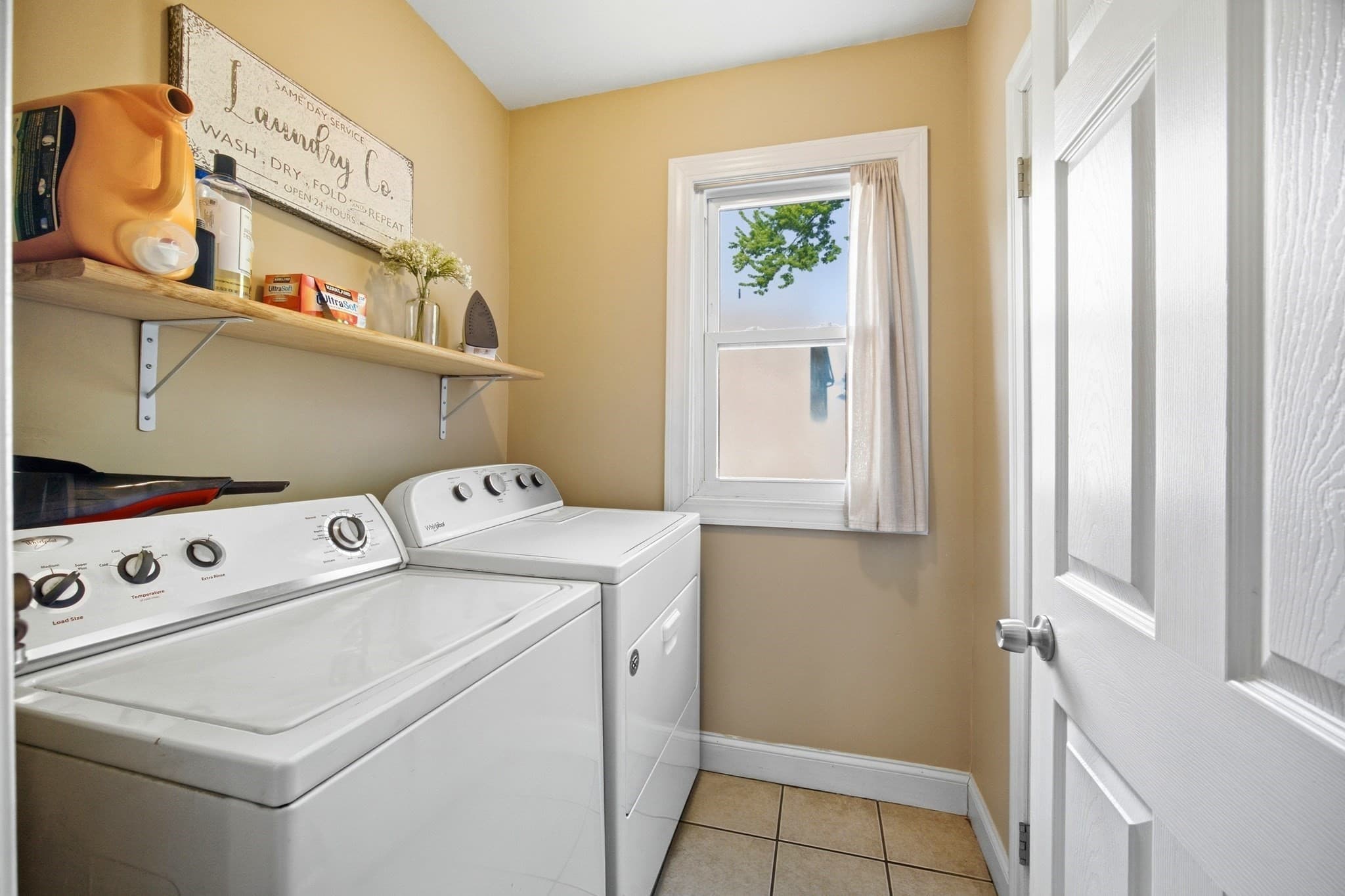 Single Family Residence at 52 North St, Agawam MA 01001, Agawam, photo 11 of 34