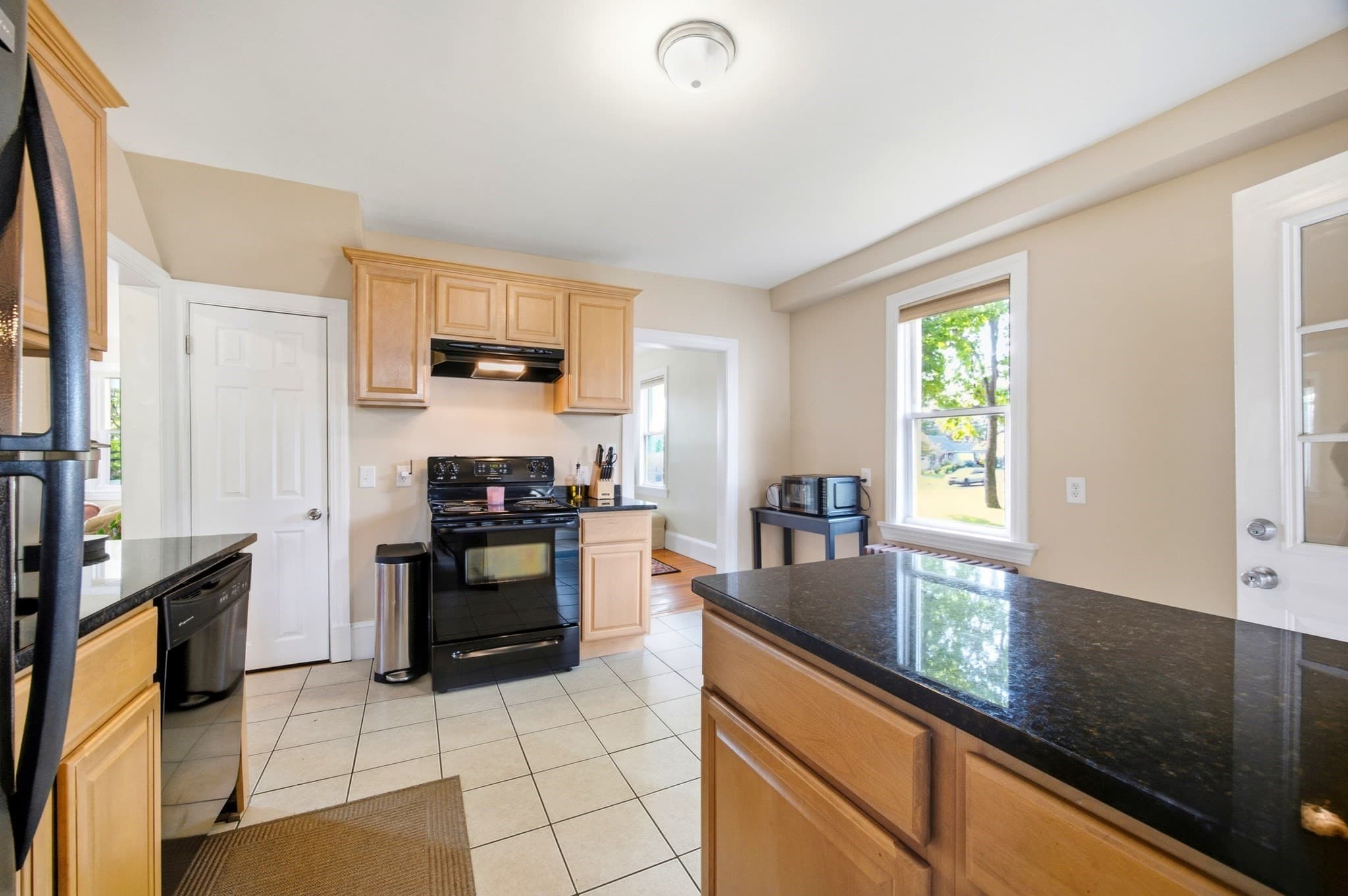 Single Family Residence at 52 North St, Agawam MA 01001, Agawam, photo 4 of 34