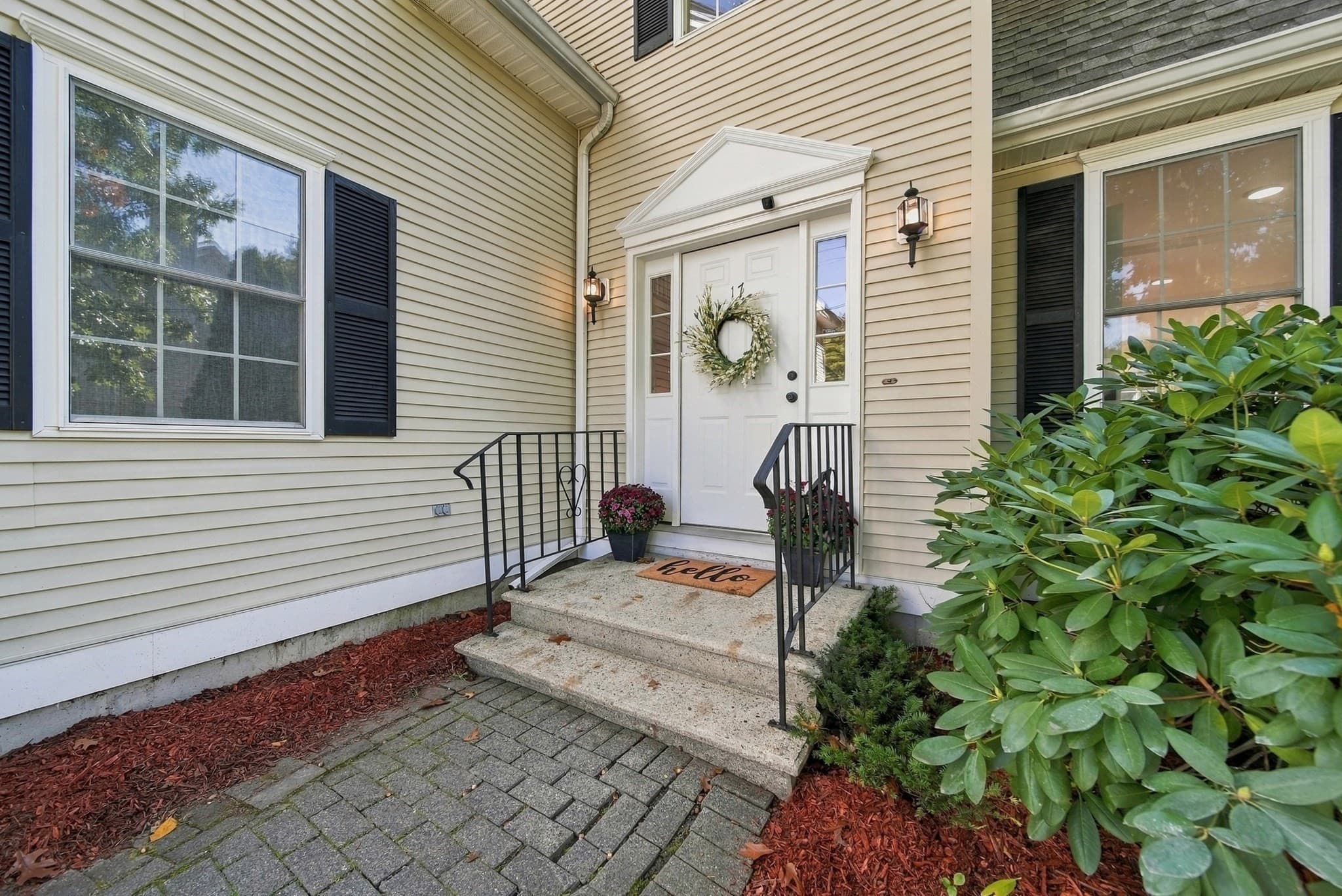 Condominium at 17 Glencliff Way # 17, Nashua NH 03063, Nashua, photo 2 of 42