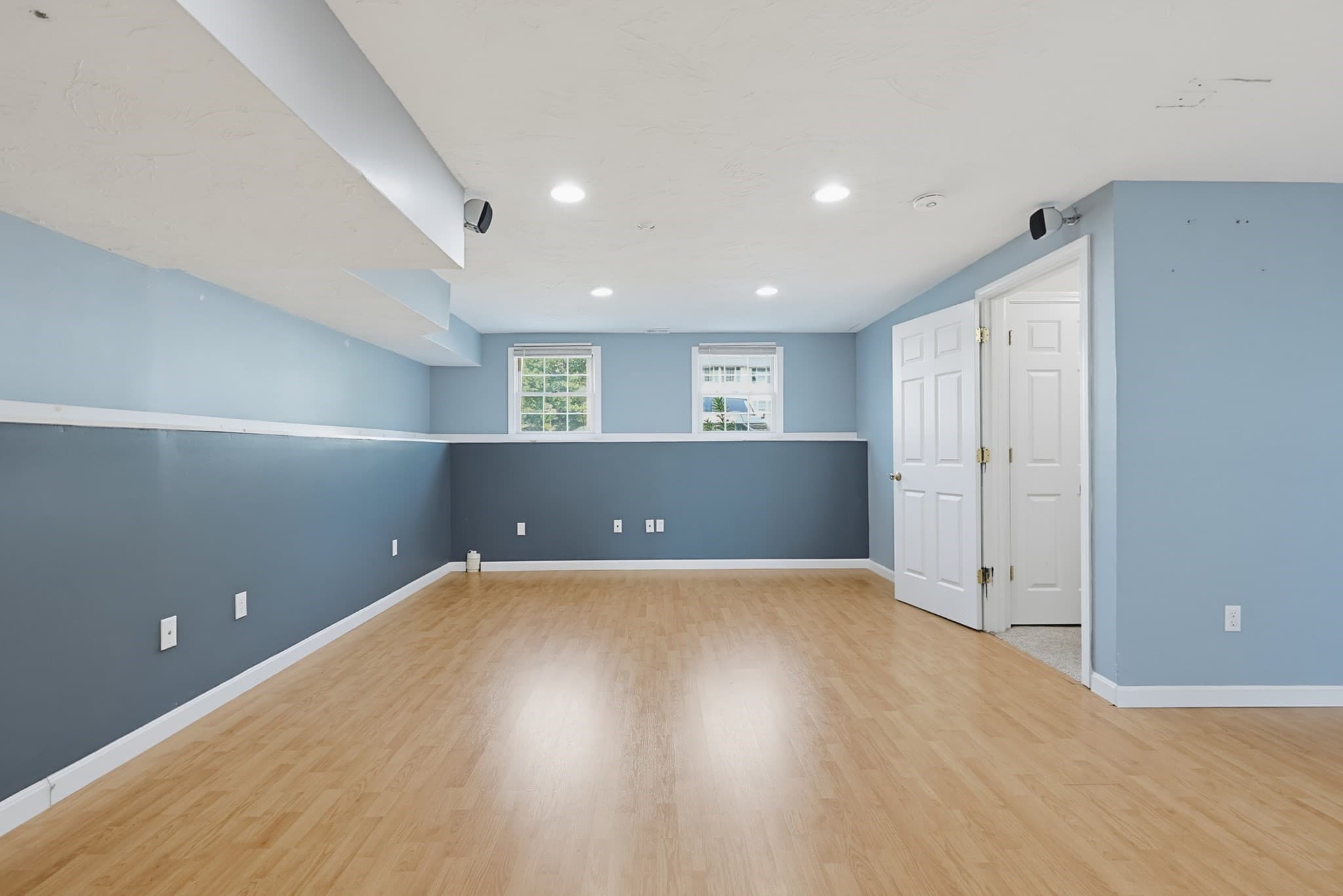 Condominium at 37 Dennis St # 5, Attleboro MA 02703, Attleboro, photo 28 of 38