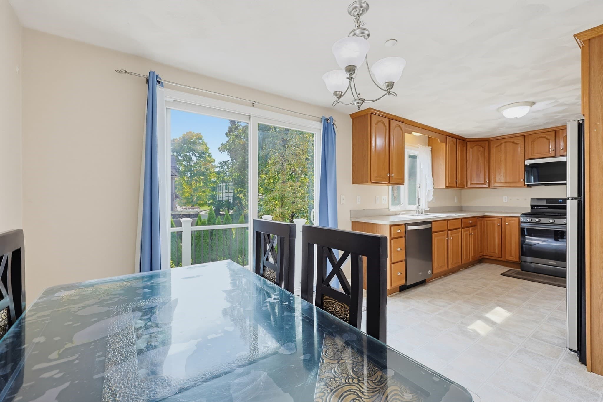 Condominium at 37 Dennis St # 5, Attleboro MA 02703, Attleboro, photo 15 of 38