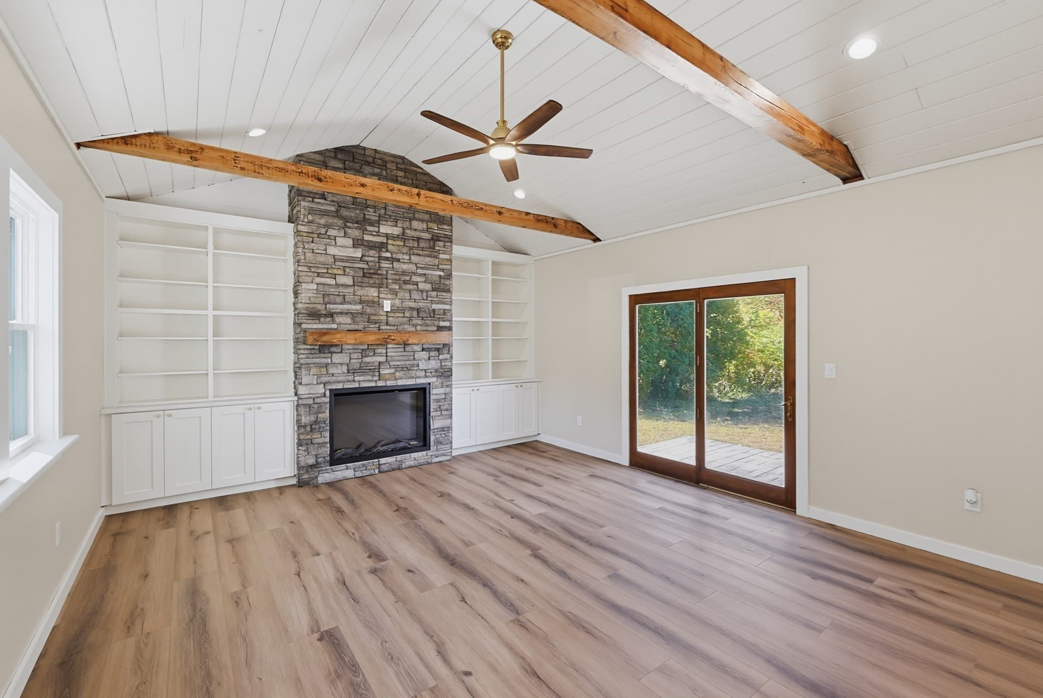 Single Family Residence at 299 S Precinct St, Taunton MA 02718, Taunton, photo 17 of 41