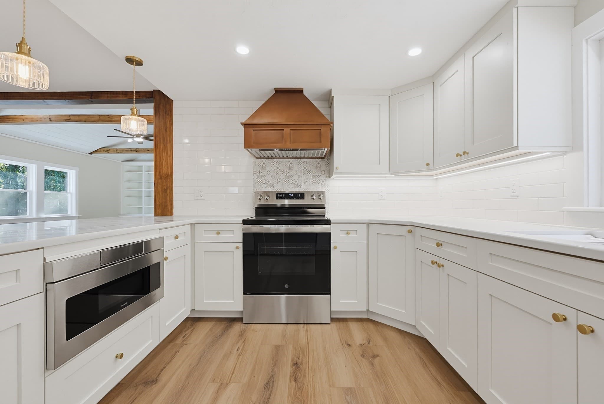 Single Family Residence at 299 S Precinct St, Taunton MA 02718, Taunton, photo 19 of 41