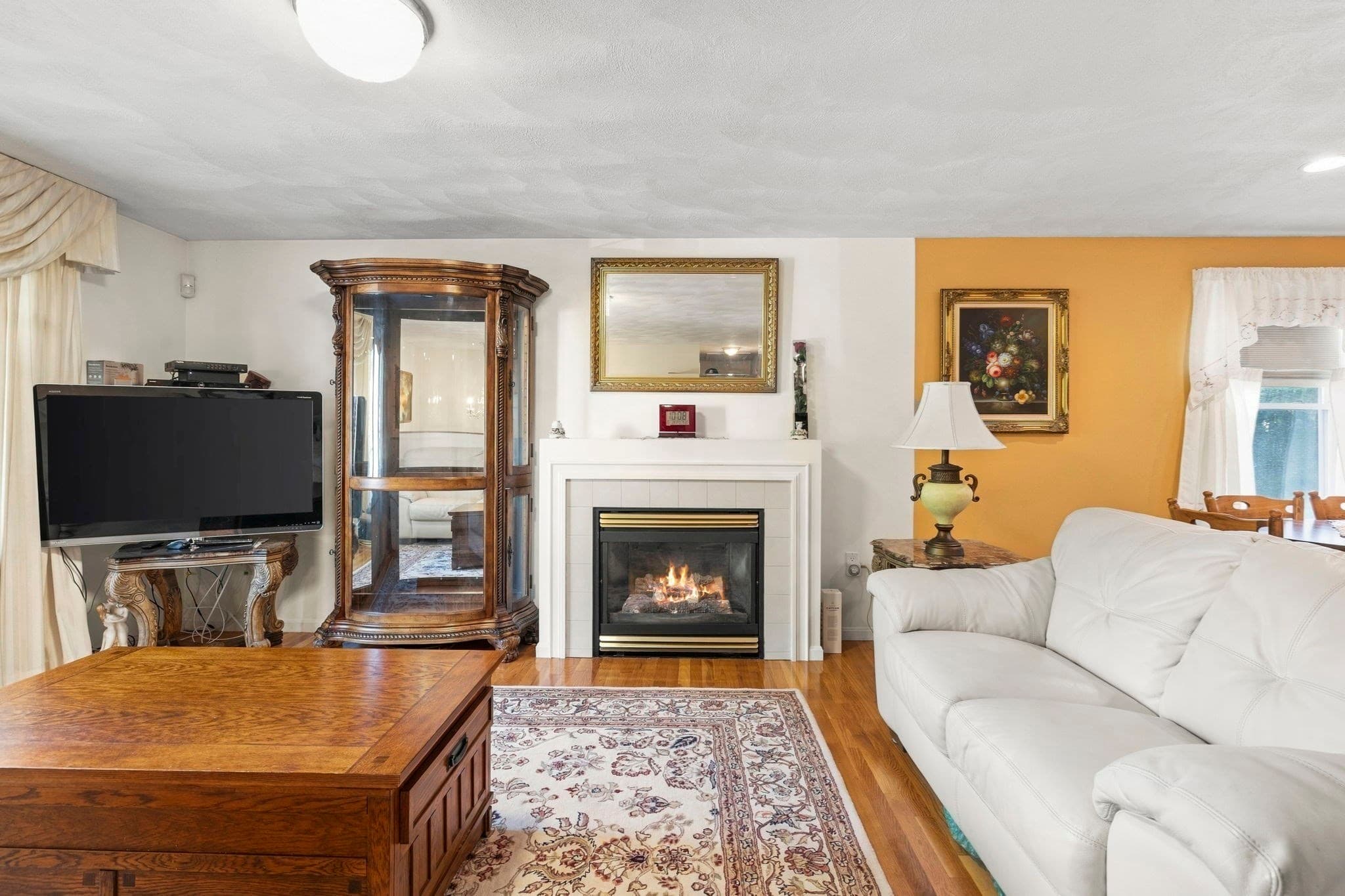 Single Family Residence at 36 Washington Ave, Lynn MA 01905, Lynn, photo 3 of 34