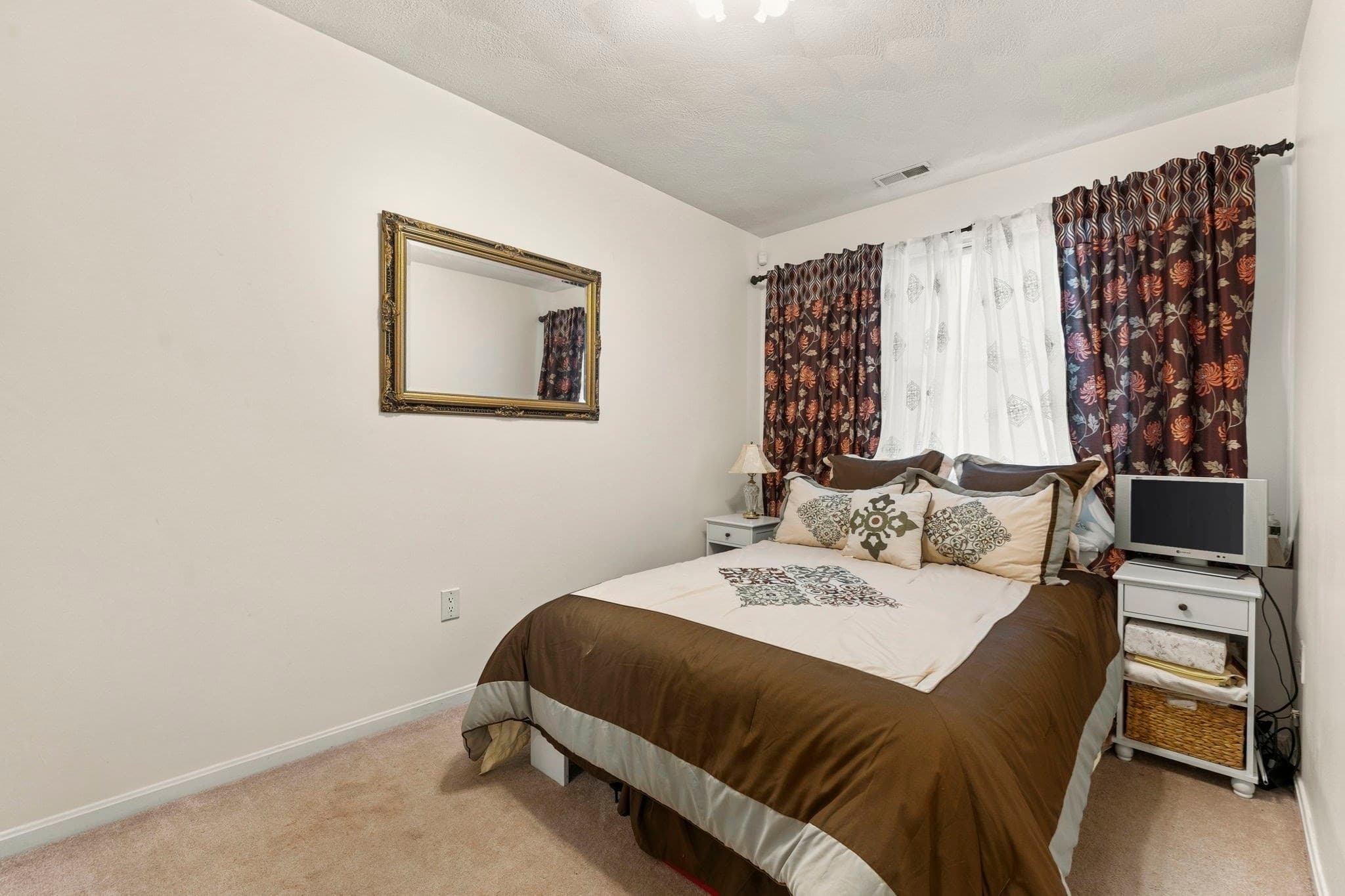 Single Family Residence at 36 Washington Ave, Lynn MA 01905, Lynn, photo 21 of 34