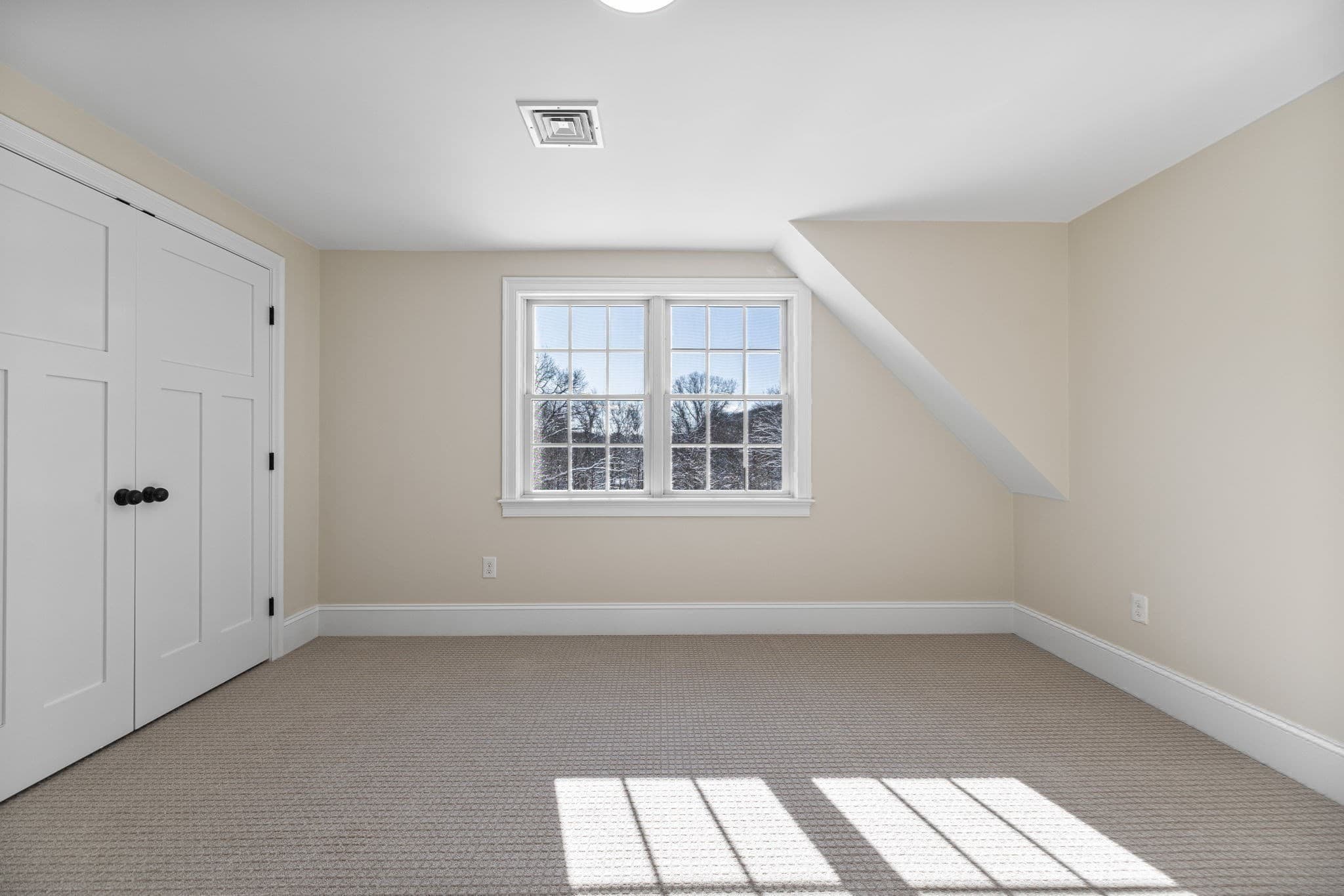 Single Family Residence at 41 Lantern Lane, Braintree MA 02184, Braintree, photo 24 of 36