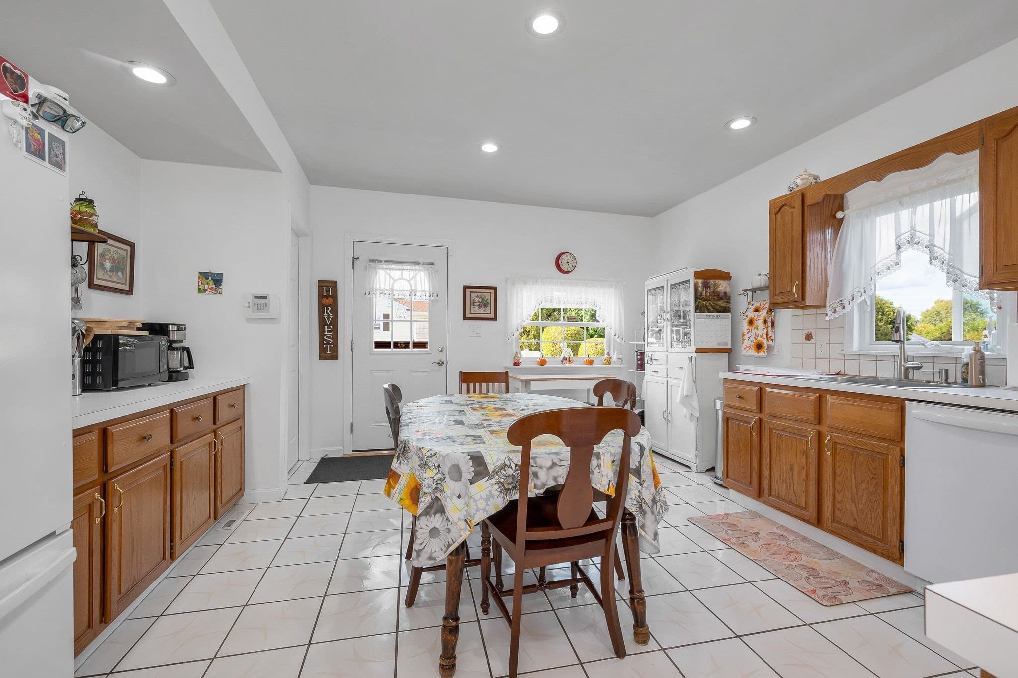 Single Family Residence at 5 Grover St, Revere MA 02151, Revere, photo 5 of 33