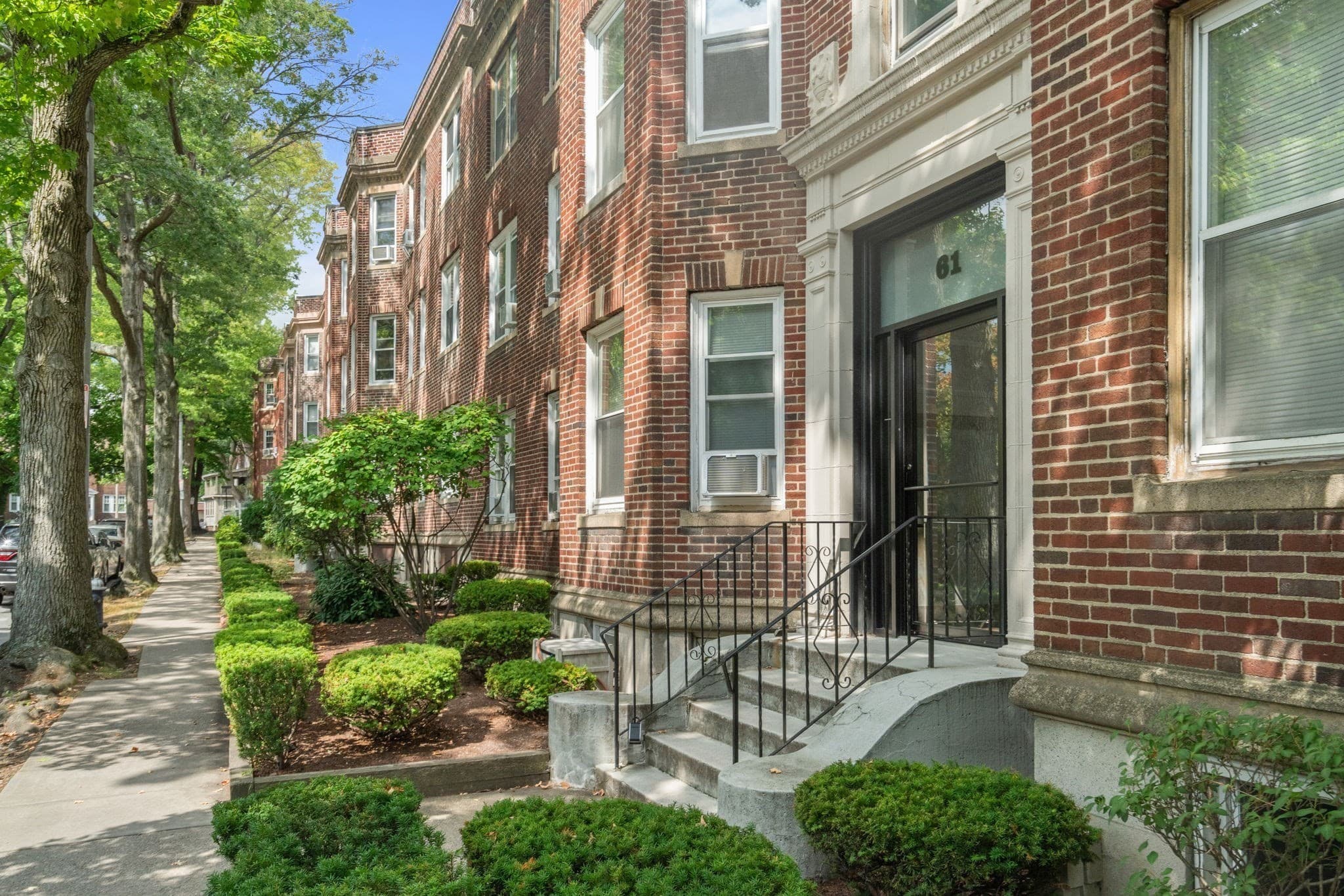 61 Thatcher St # 5A, Brookline MA 02446