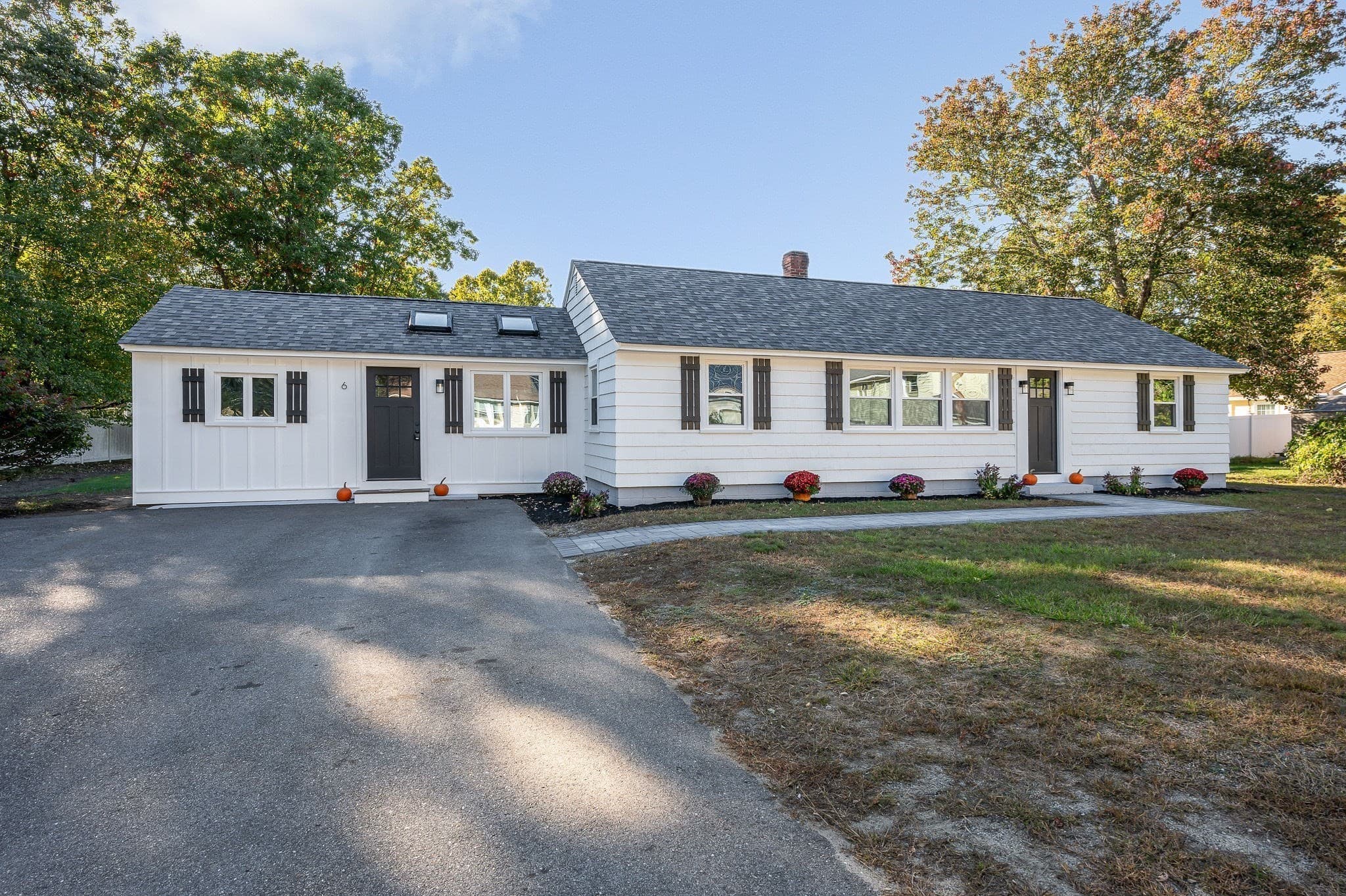 Single Family Residence at 6 Bacon Street, Pepperell MA 01463, Pepperell, photo 2 of 32