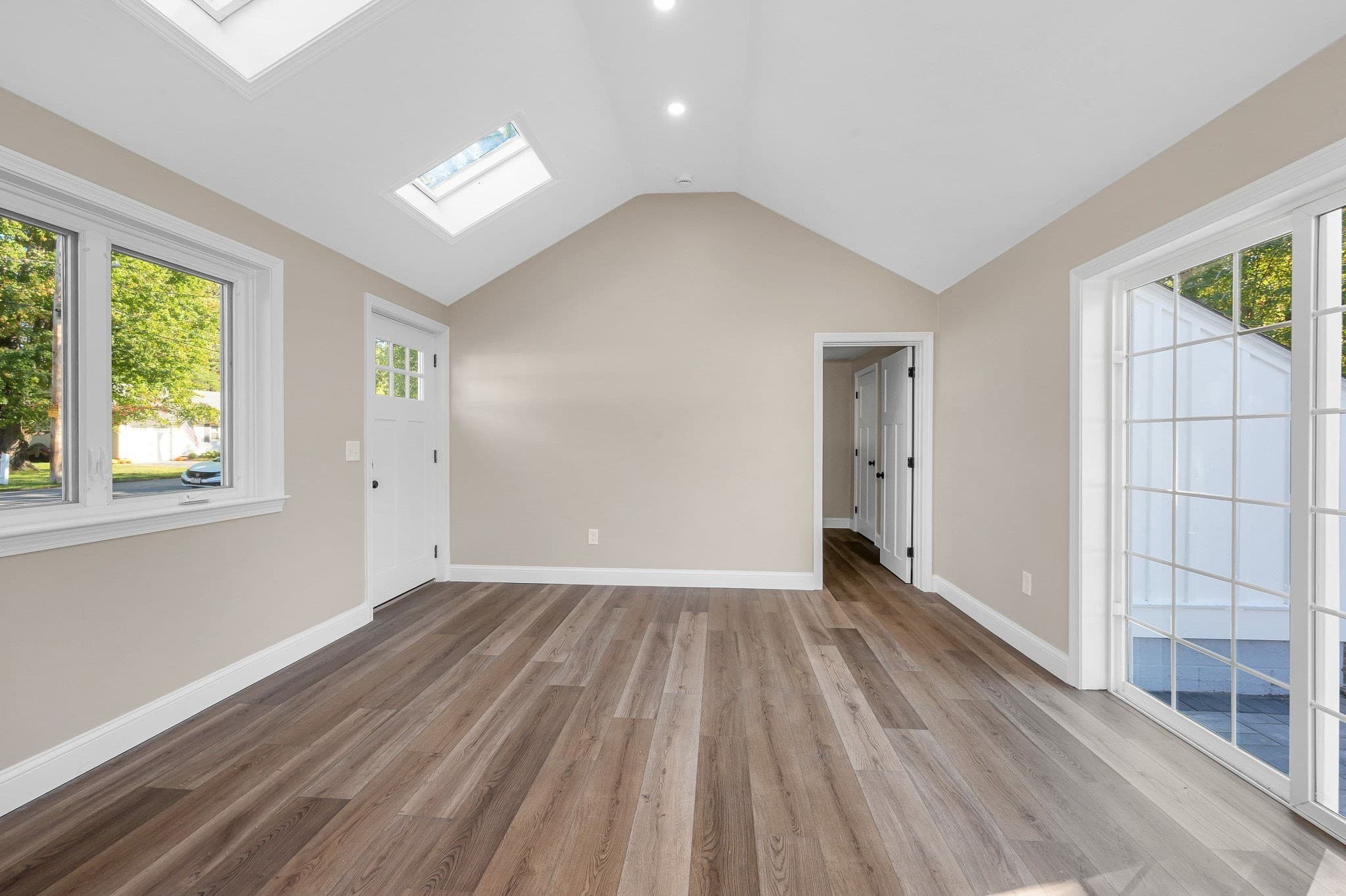 Single Family Residence at 6 Bacon Street, Pepperell MA 01463, Pepperell, photo 9 of 32