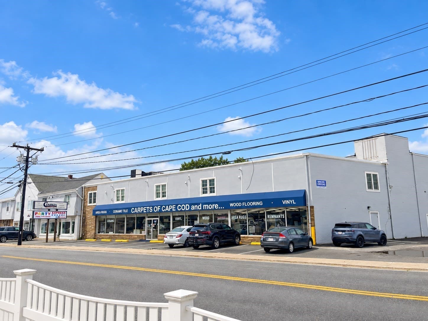 5+ Family - 5+ Units Up/Down at 235 Barnstable Rd, Barnstable MA 02601, Barnstable, photo 2 of 10