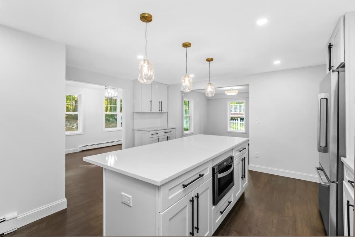 Single Family Residence at 21 Fairfield St, Maynard MA 01754, Maynard, photo 4 of 41