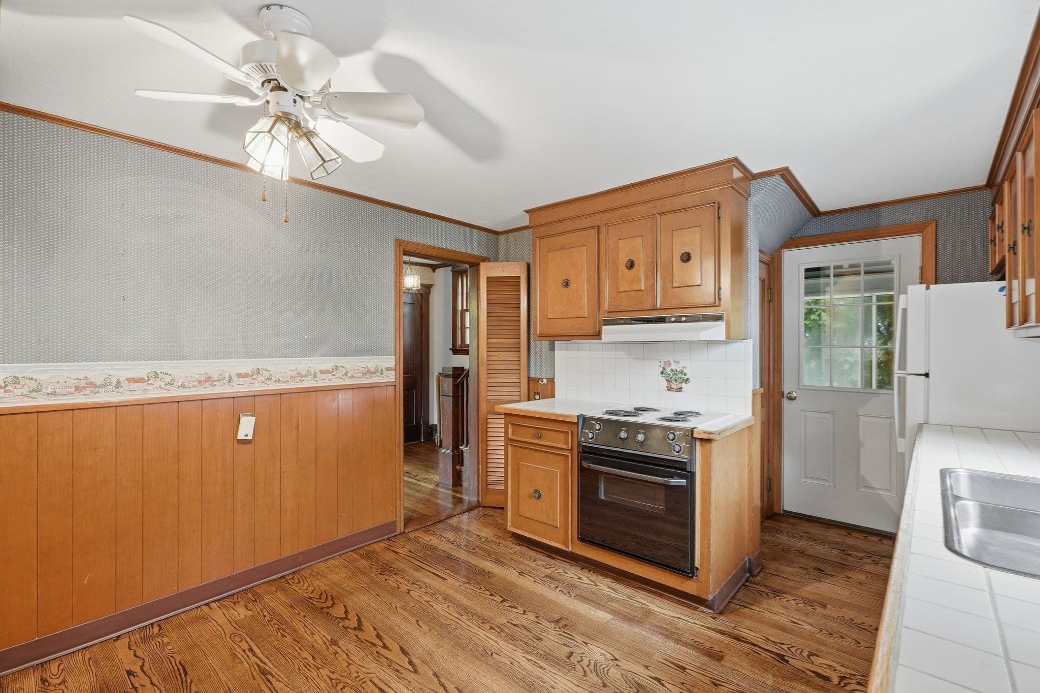Single Family Residence at 62 Sterling Street, Braintree MA 02184, Braintree, photo 19 of 39