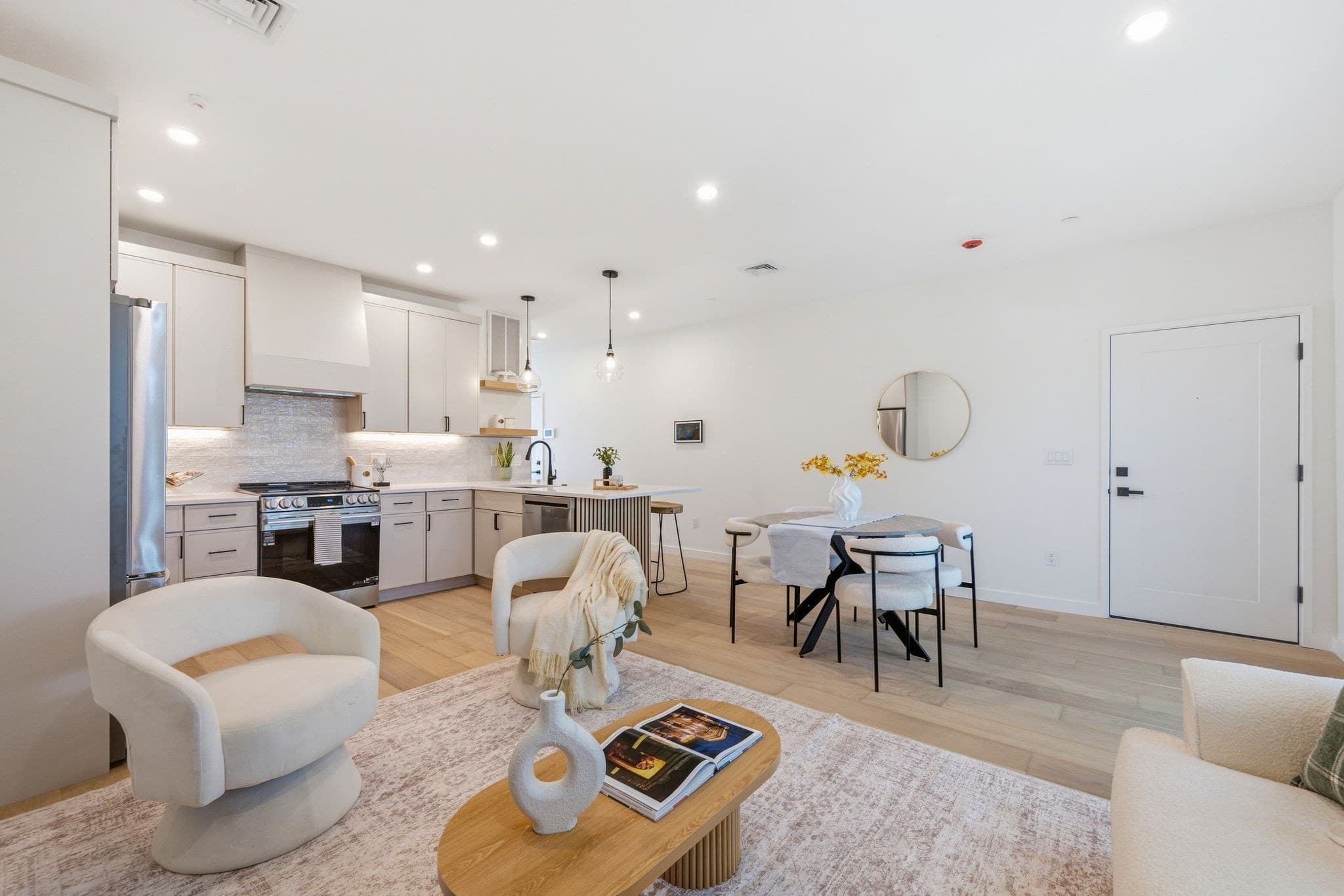 Condominium at 374 Athens Street # 2, Boston MA 02127, Boston, photo 3 of 23