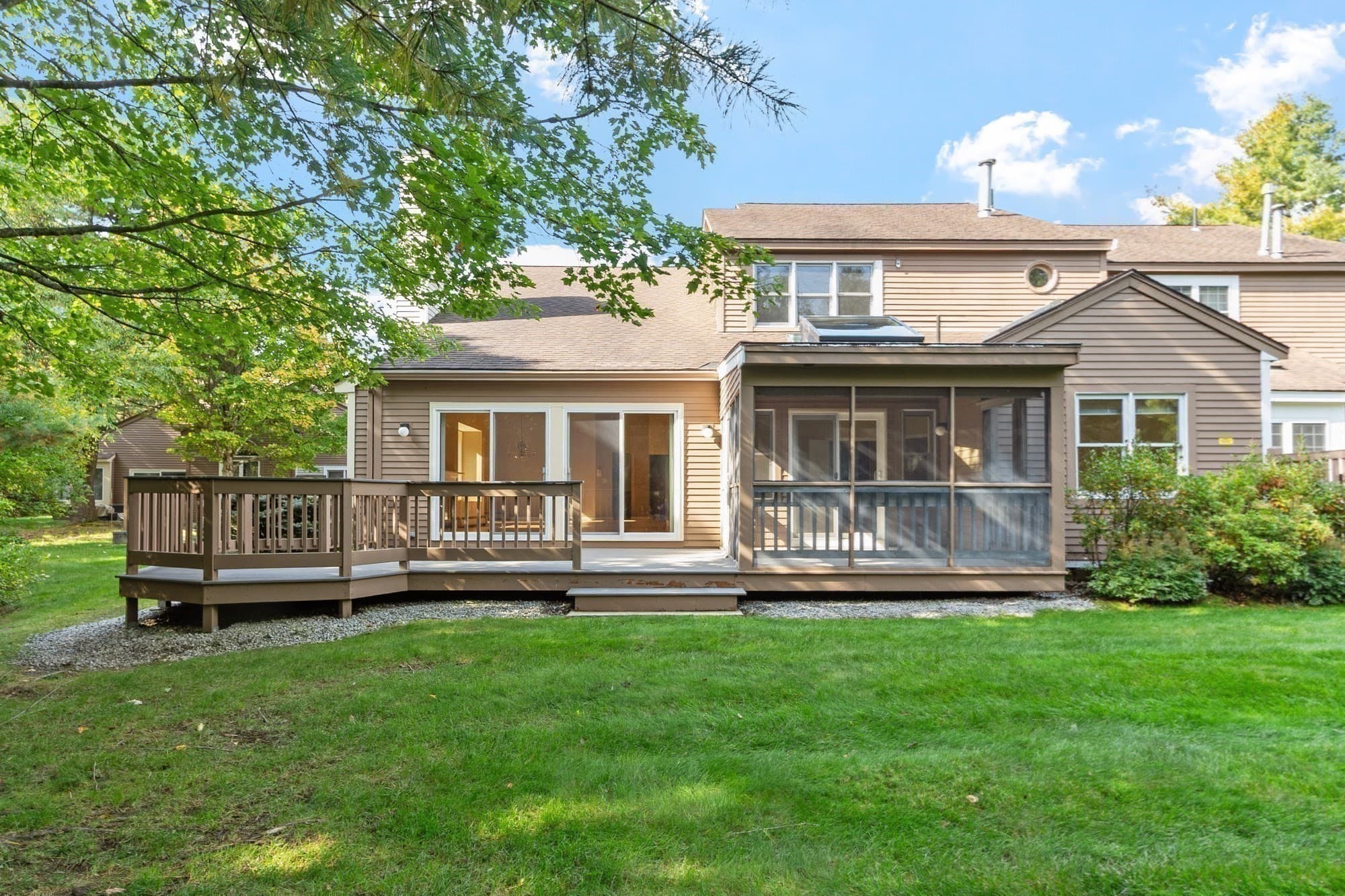 Condominium at 1102C Ridgefield Cir # 1102C, Clinton MA 01510, Clinton, photo 28 of 39