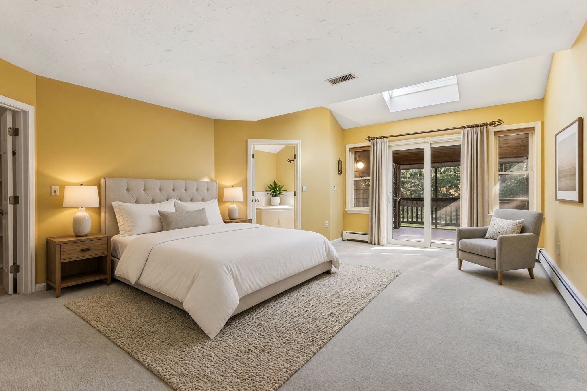 Condominium at 1102C Ridgefield Cir # 1102C, Clinton MA 01510, Clinton, photo 15 of 39