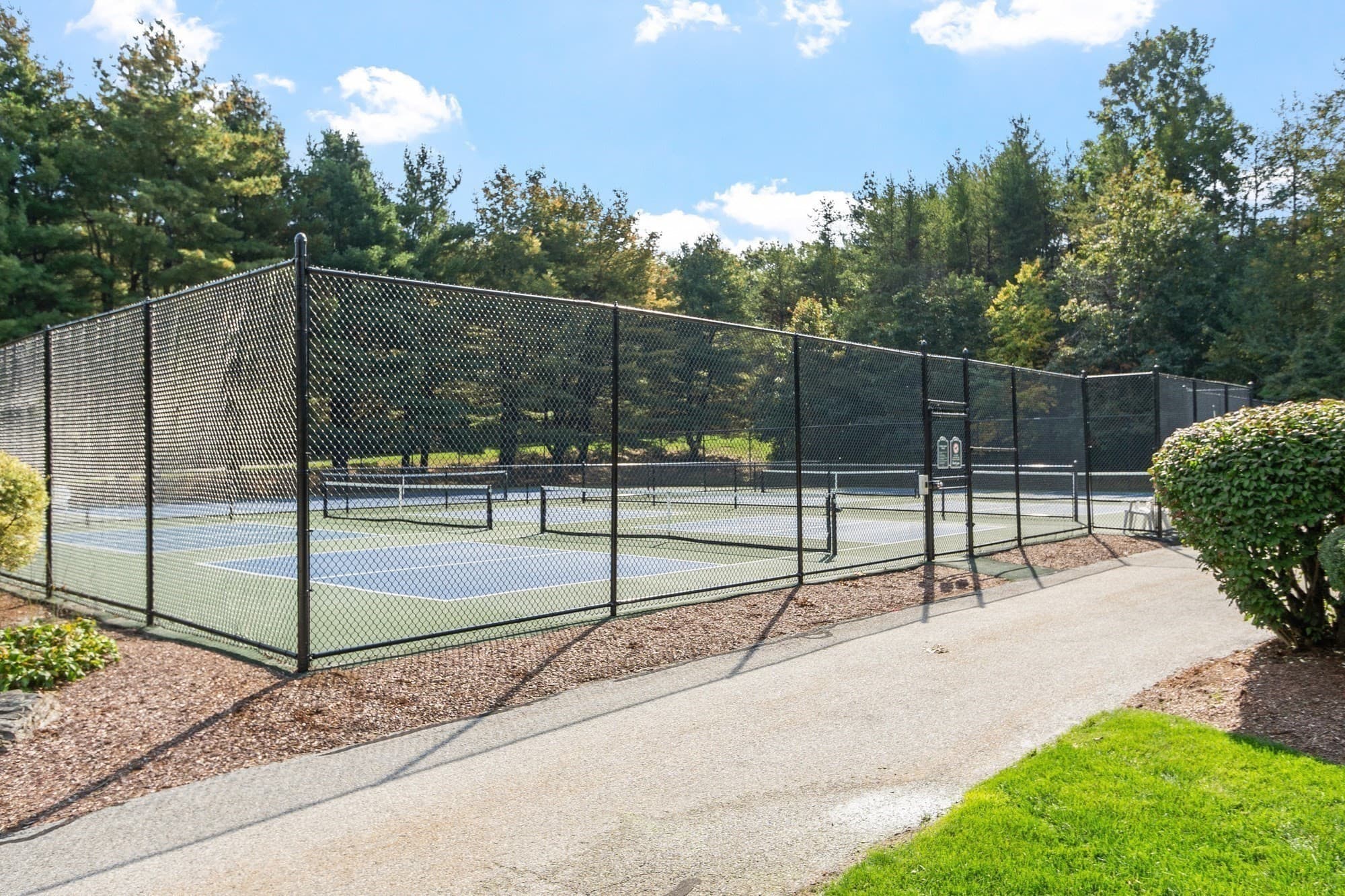Condominium at 1102C Ridgefield Cir # 1102C, Clinton MA 01510, Clinton, photo 39 of 39