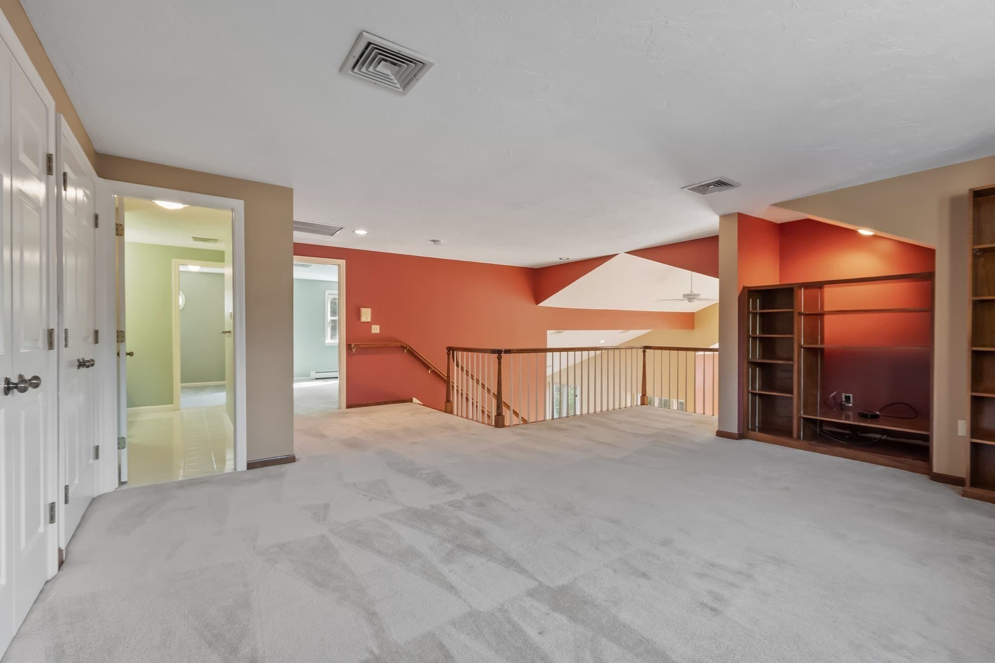 Condominium at 1102C Ridgefield Cir # 1102C, Clinton MA 01510, Clinton, photo 21 of 39