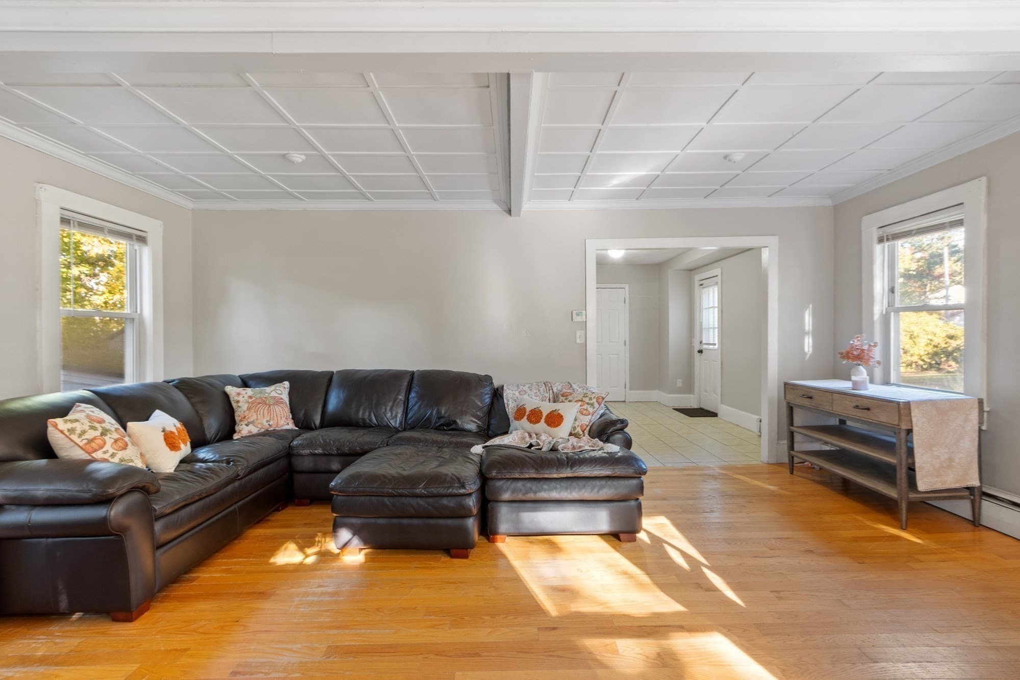 Single Family Residence at 21 Roosevelt Rd, Tewksbury MA 01876, Tewksbury, photo 3 of 30
