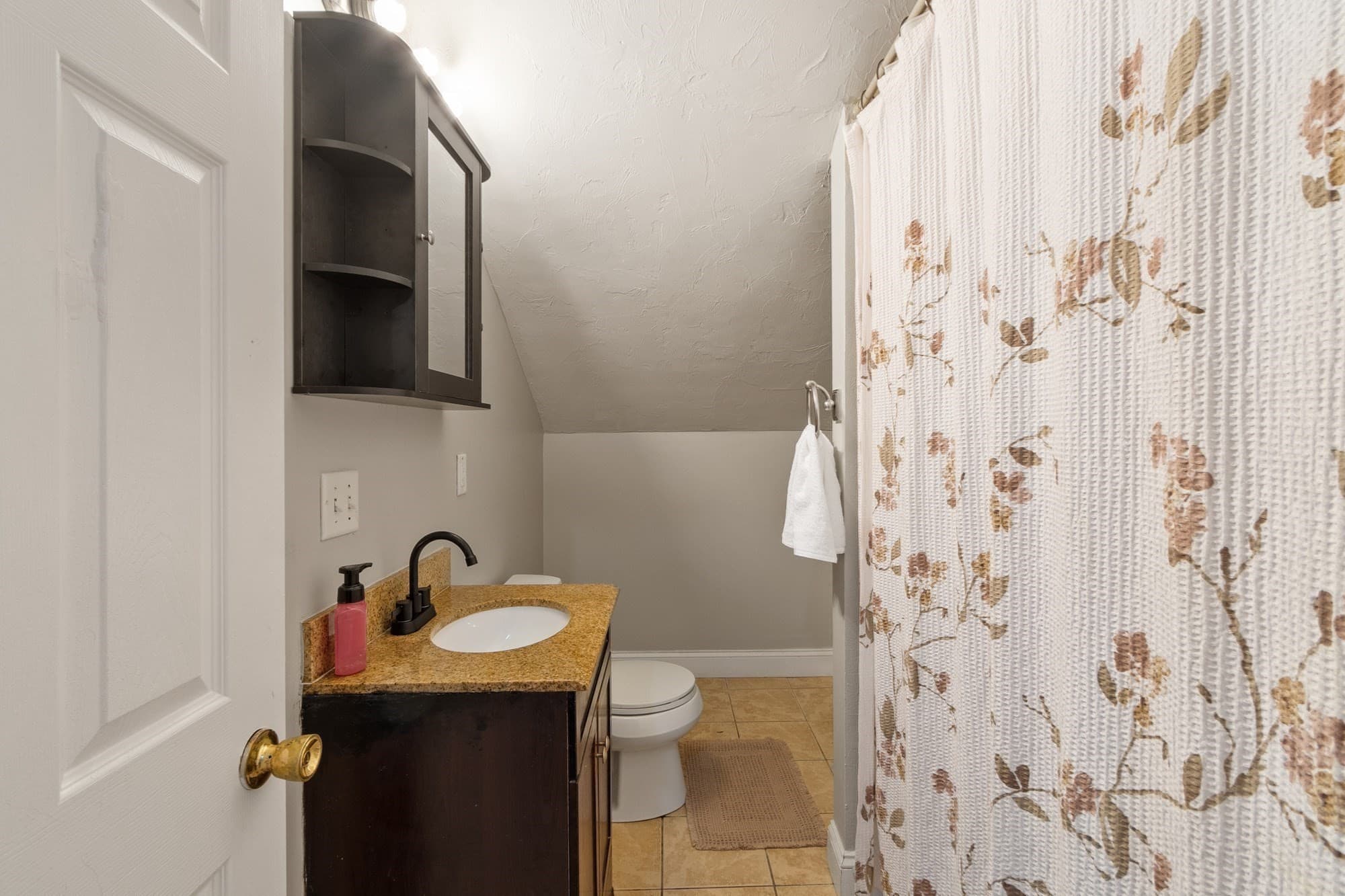 Single Family Residence at 21 Roosevelt Rd, Tewksbury MA 01876, Tewksbury, photo 18 of 30
