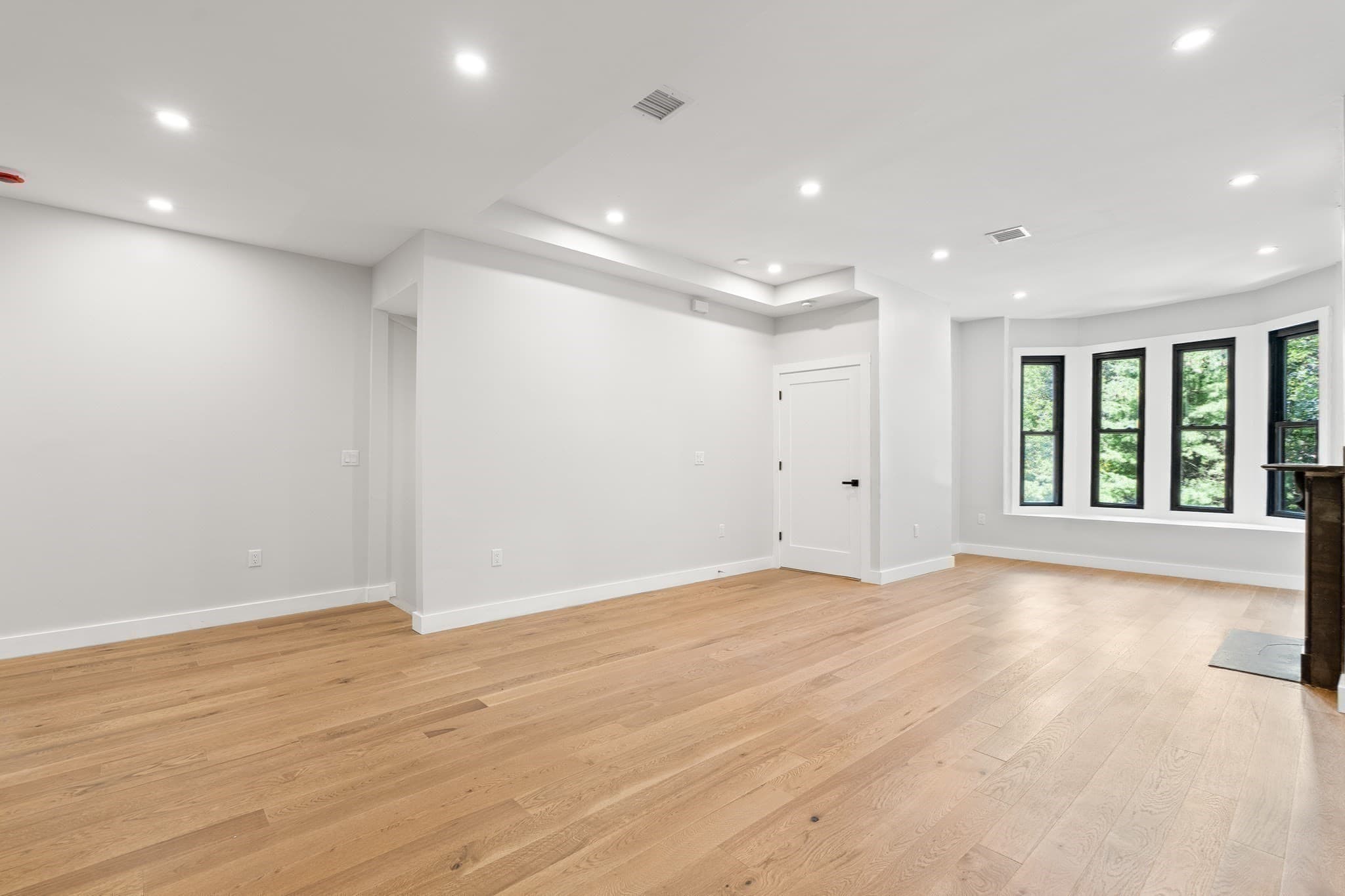 Condominium at 18 Yale Terrace # 1, Boston MA 02130, Boston, photo 19 of 22