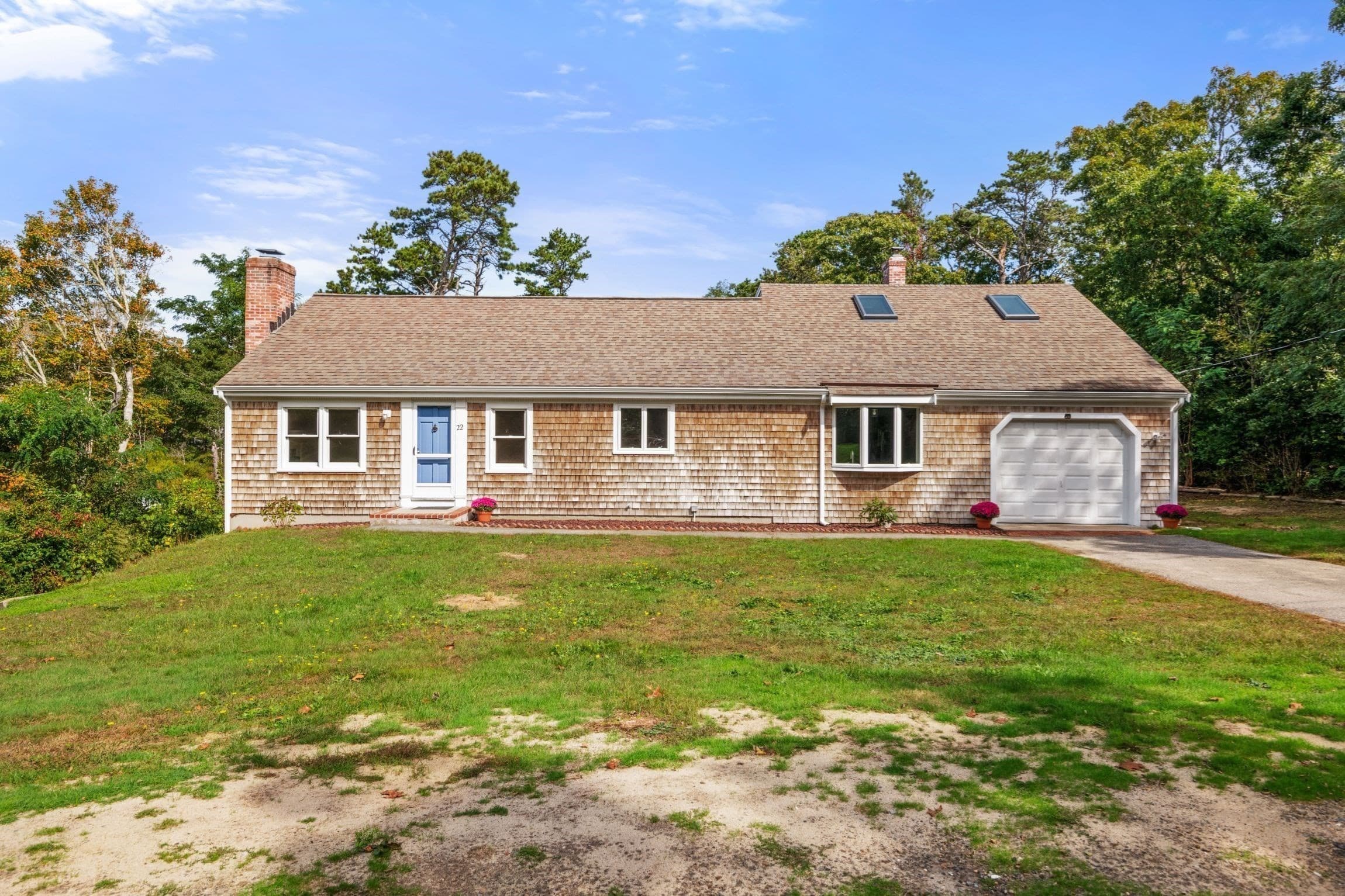 22 Little Ln, Harwich MA 02645