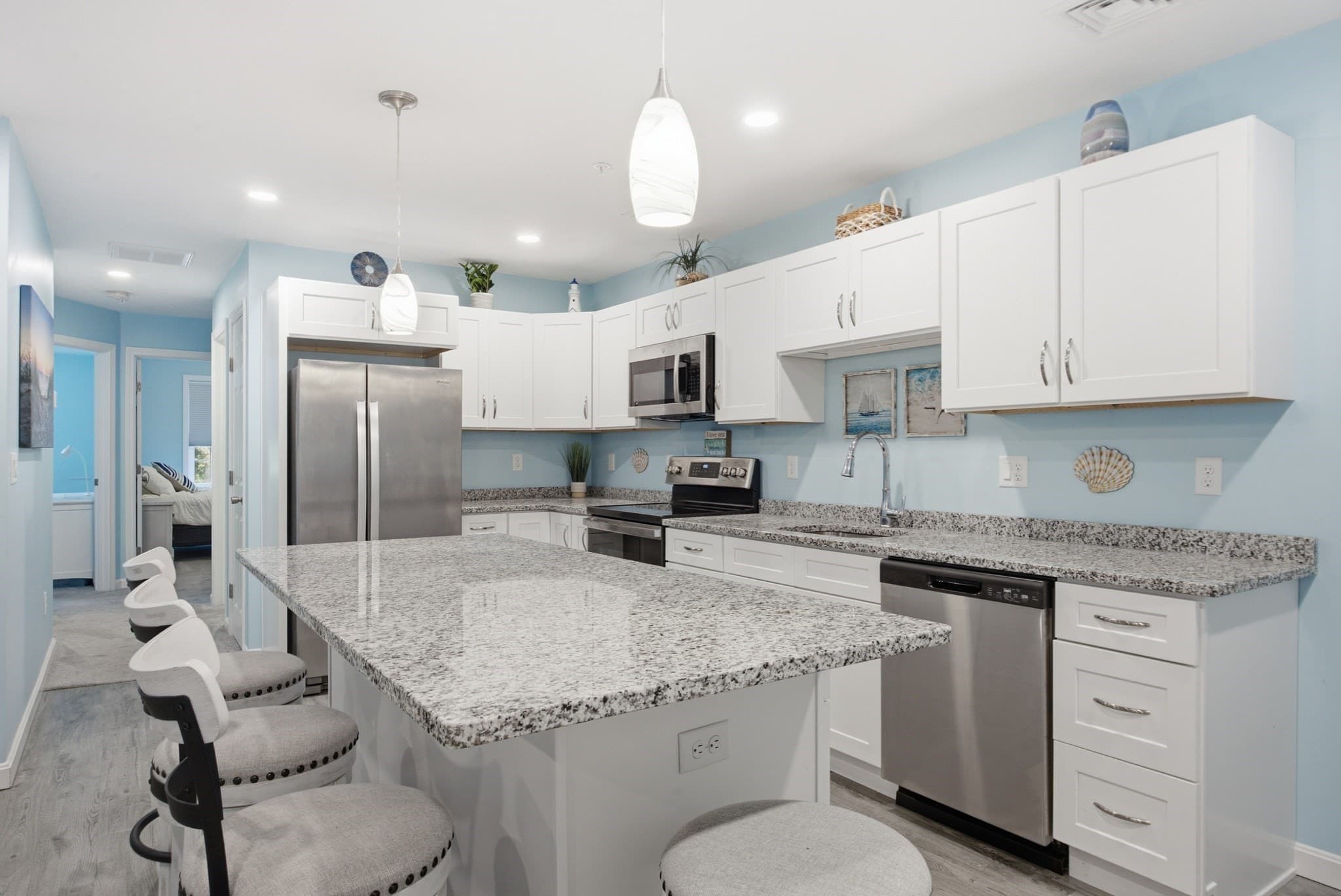 27 Ocean Walk Dr # 206, Plymouth MA 02360