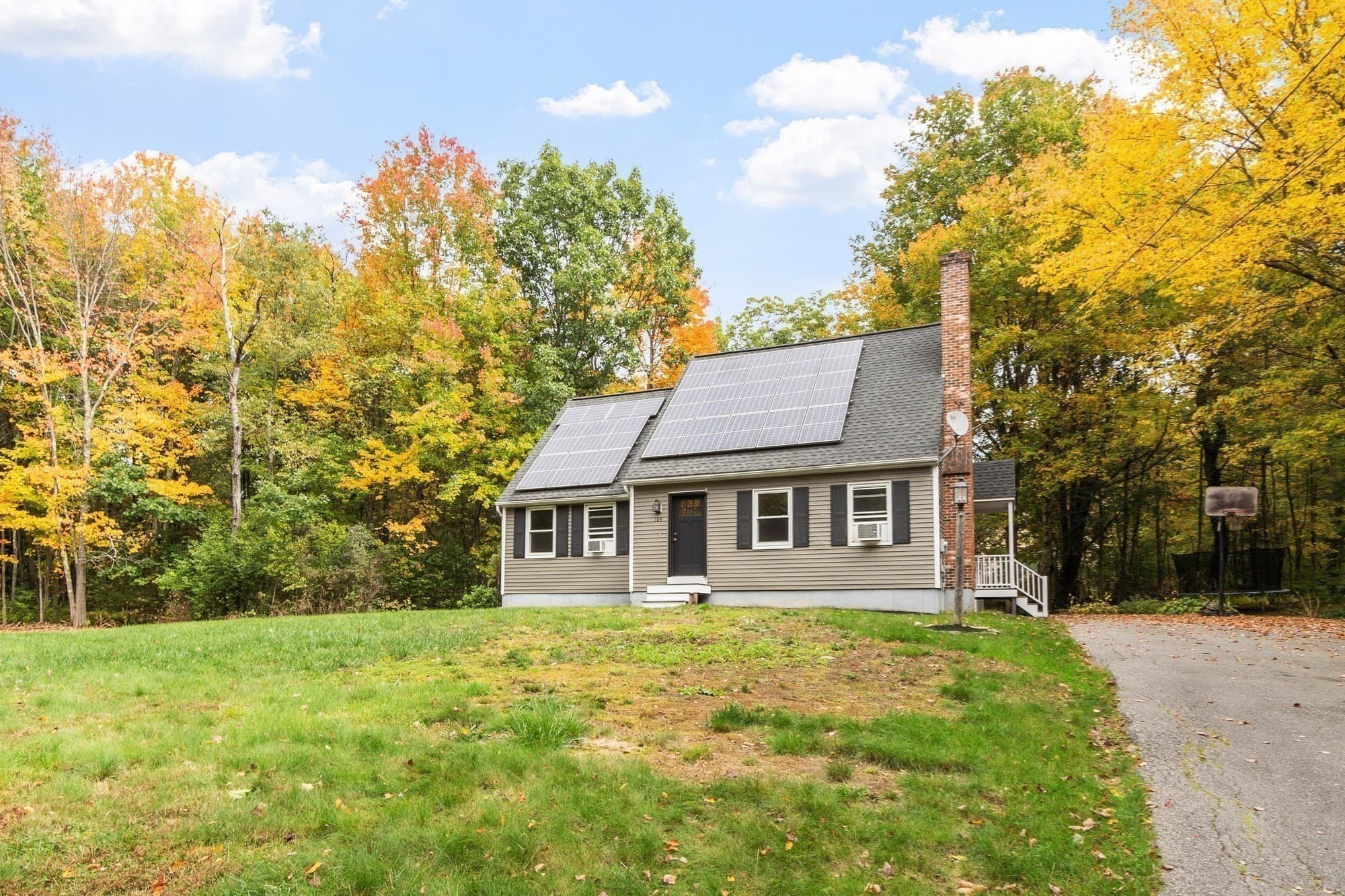 Single Family Residence at 104 Sawyer St, Gardner MA 01440, Gardner, photo 40 of 41