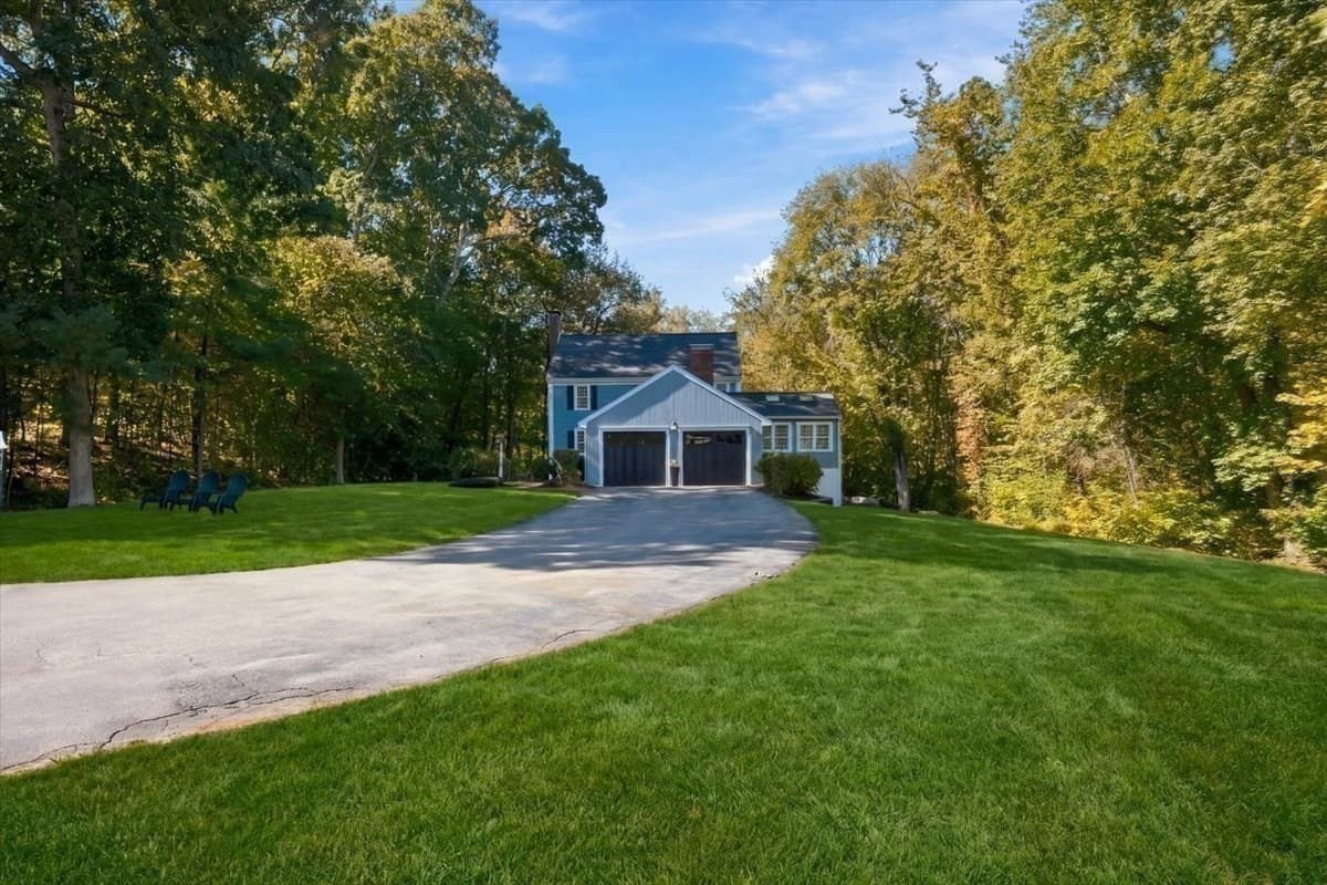 Single Family Residence at 9 Flintlock Circle, Hingham MA 02043, Hingham, photo 3 of 39