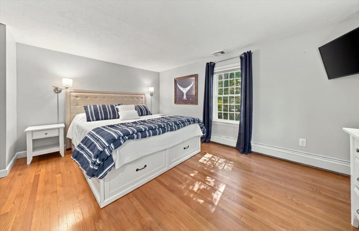 Single Family Residence at 9 Flintlock Circle, Hingham MA 02043, Hingham, photo 20 of 39