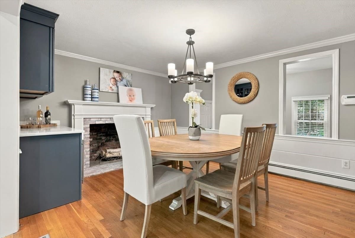 Single Family Residence at 9 Flintlock Circle, Hingham MA 02043, Hingham, photo 11 of 39