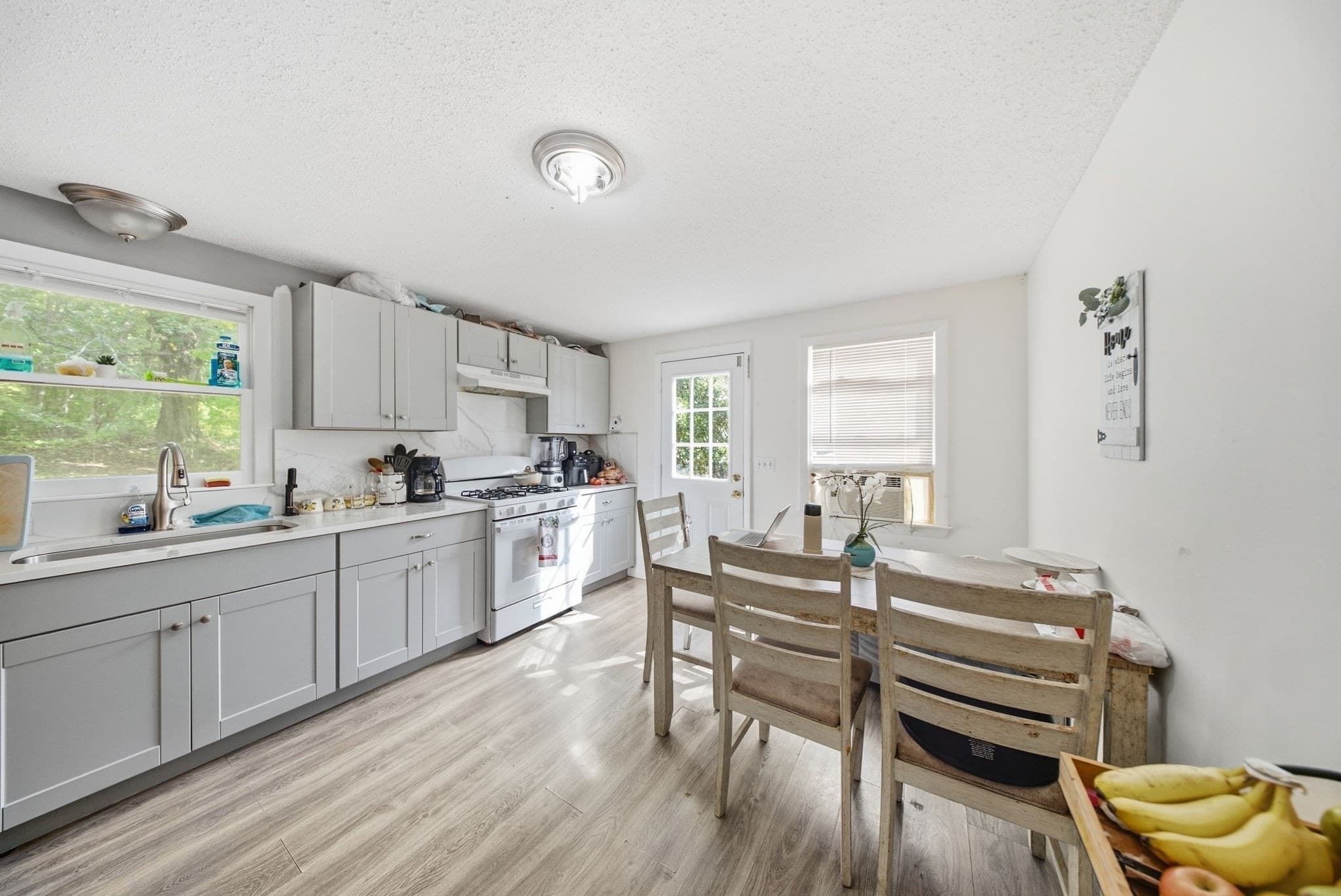 Duplex at 19-21 Moore Ave, Franklin MA 02038, Franklin, photo 19 of 33