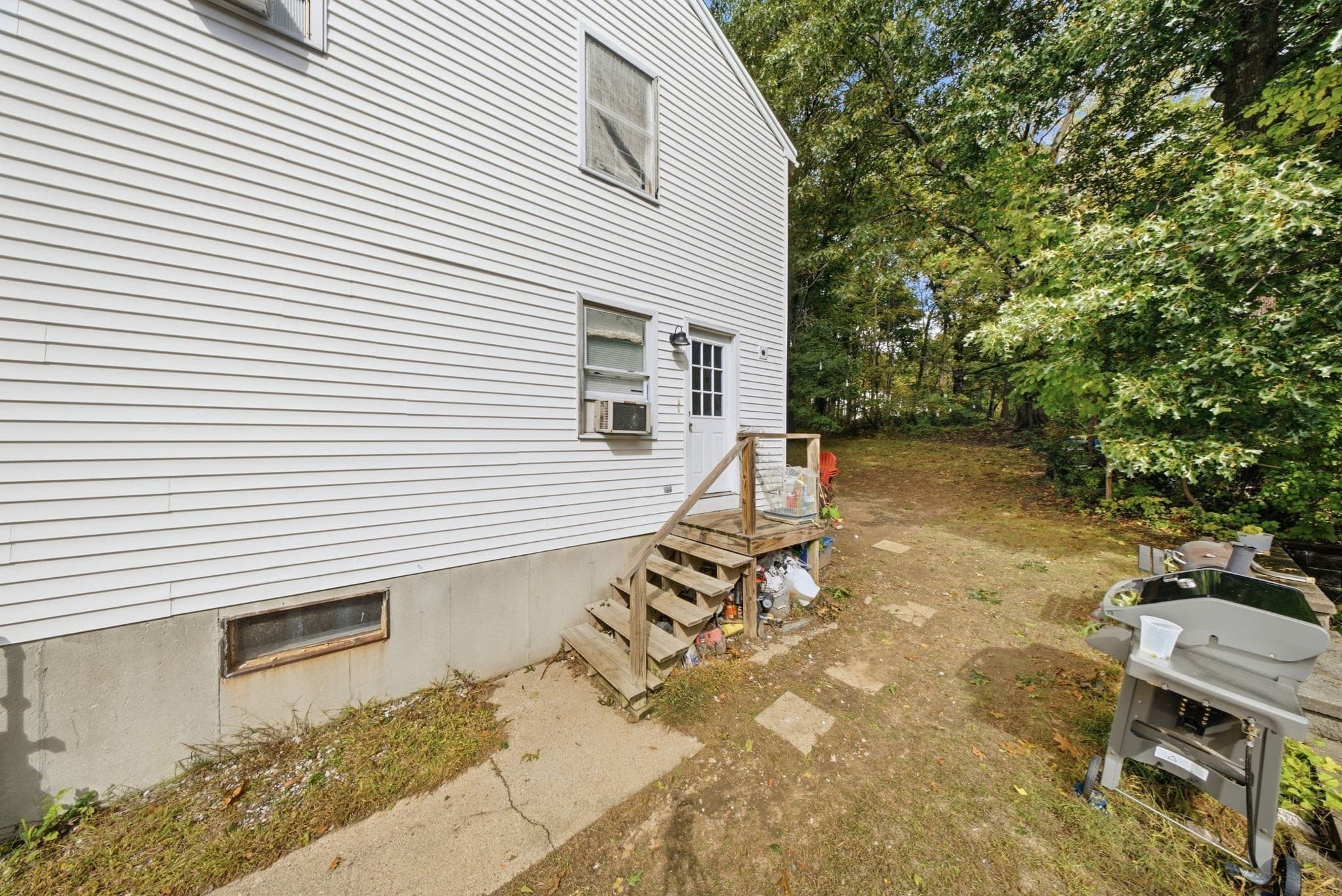 Duplex at 19-21 Moore Ave, Franklin MA 02038, Franklin, photo 31 of 33