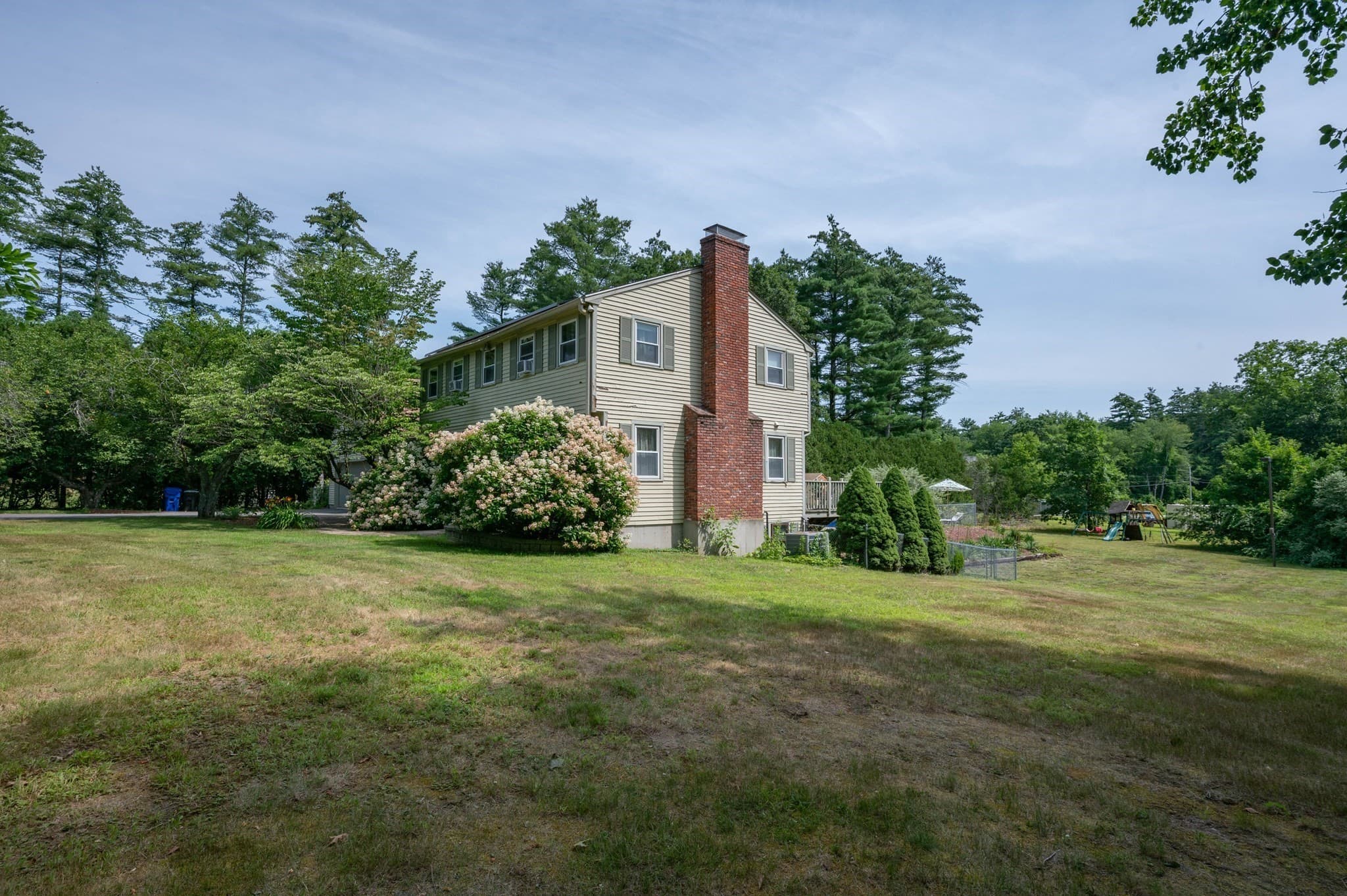 Single Family Residence at 8 Sullivan Rd., Hudson NH 03051, Hudson, photo 3 of 41